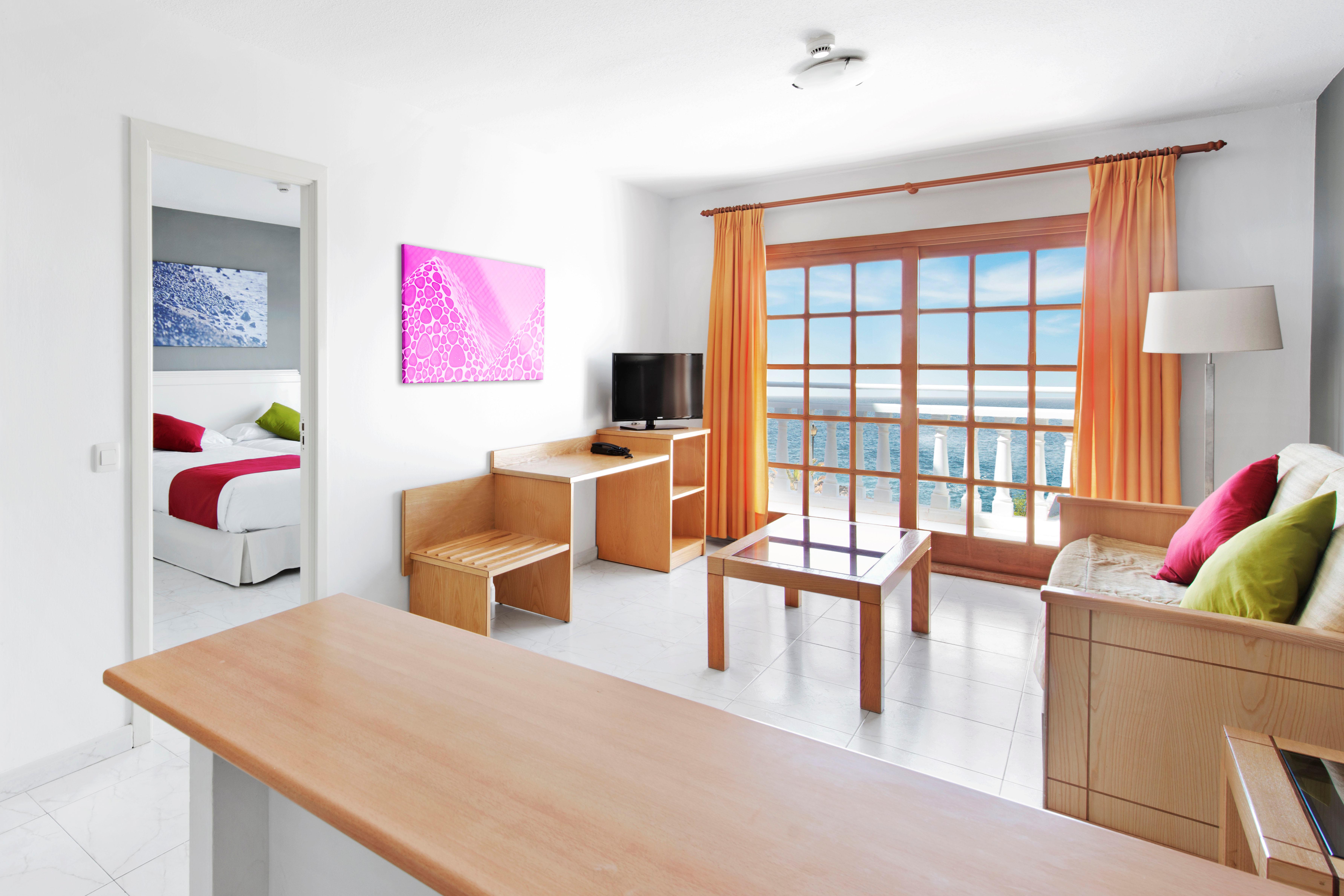 Elba Castillo San Jorge & Antigua