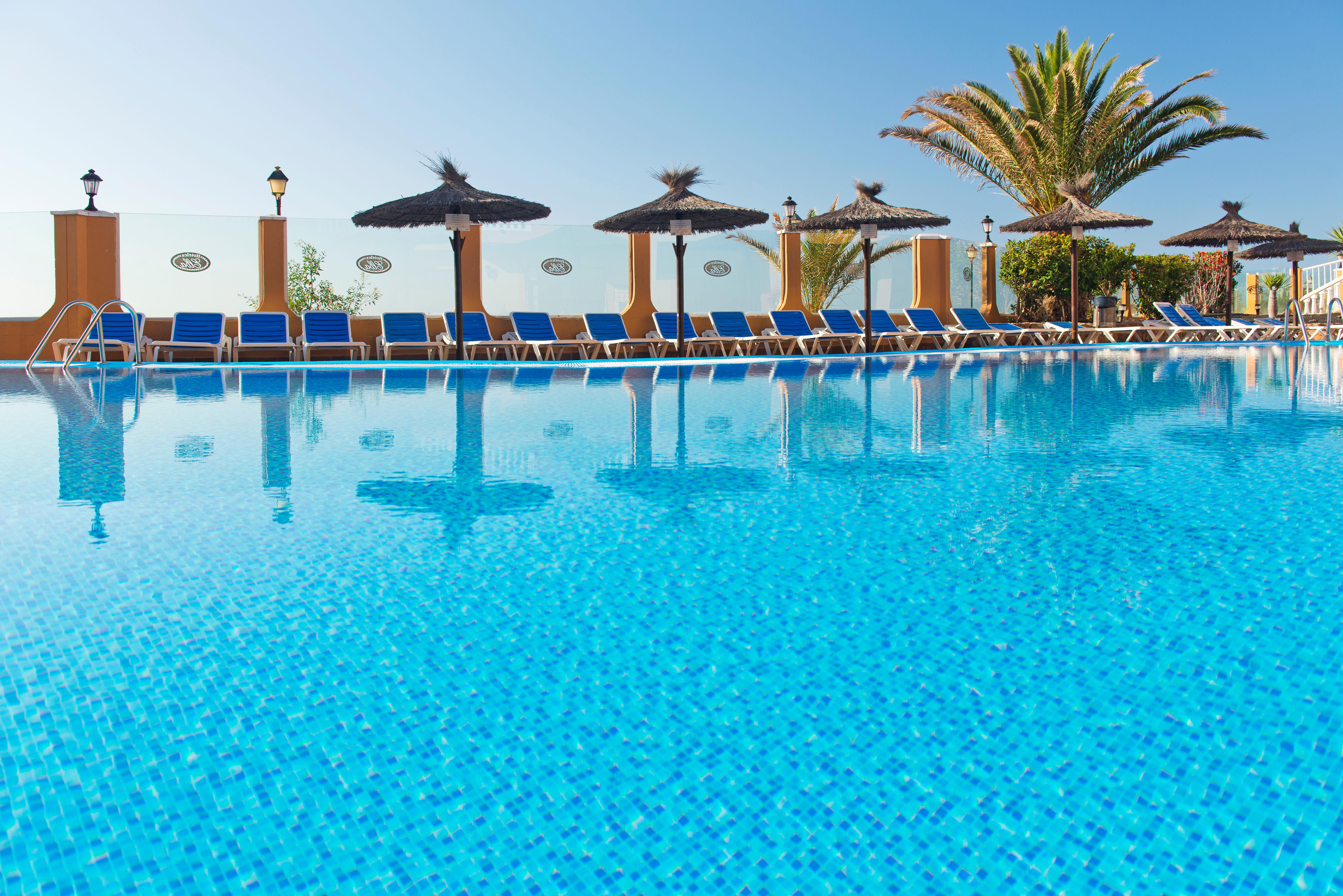 Elba Castillo San Jorge & Antigua