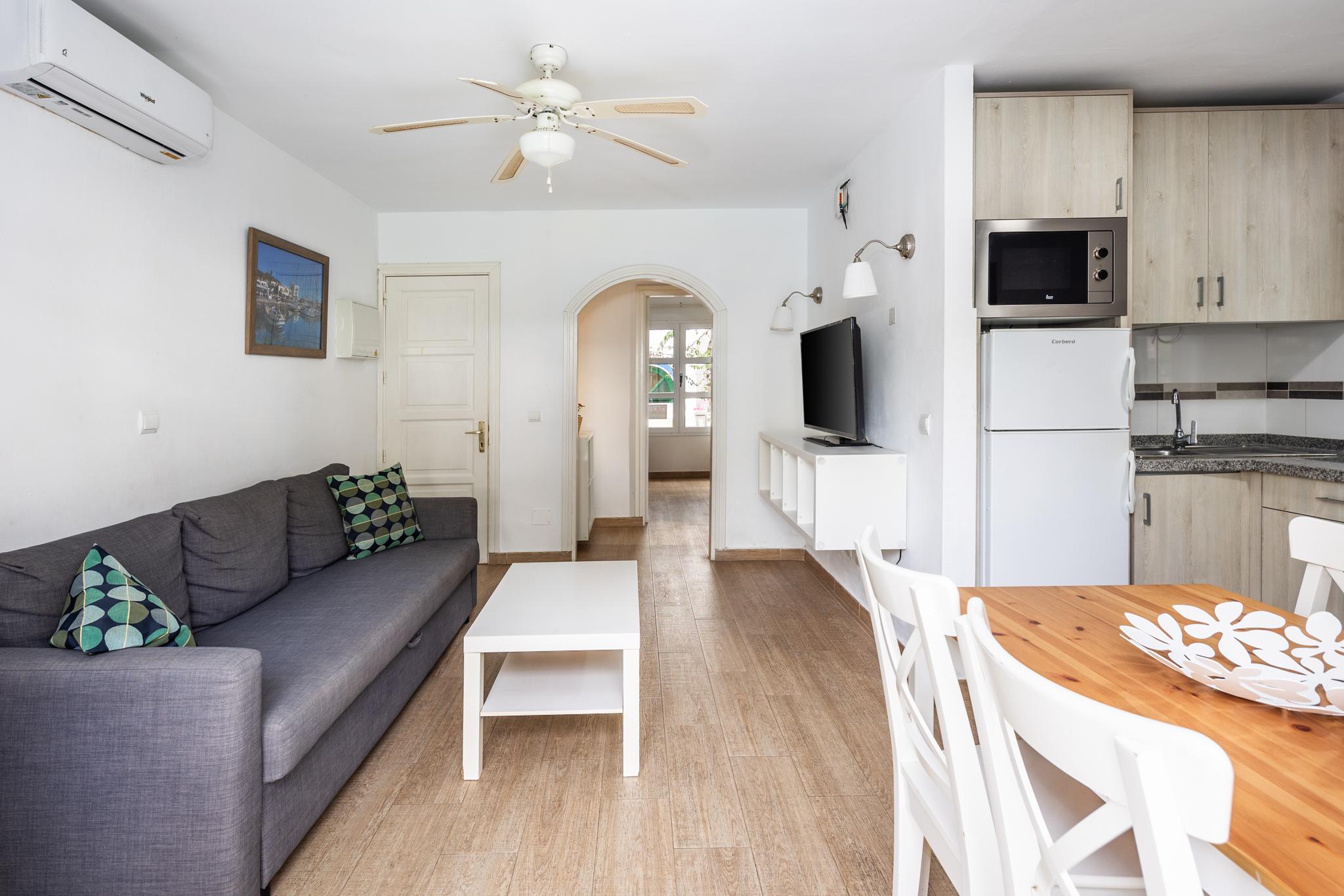 LIVVO Puerto de Mogán (Billy's Puerto de Mogán by LIVVO)