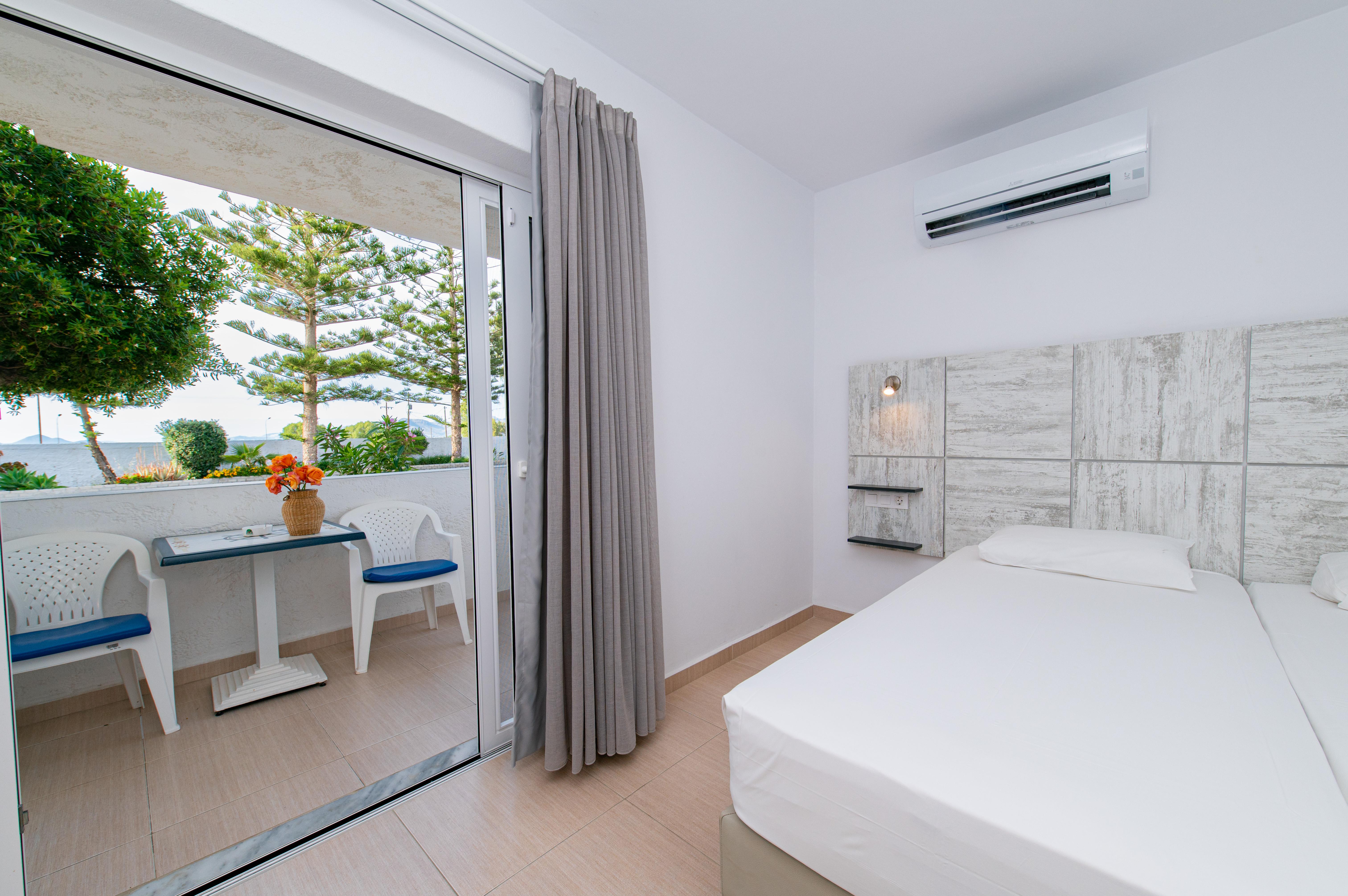 Aparthotel Captain Pavlos