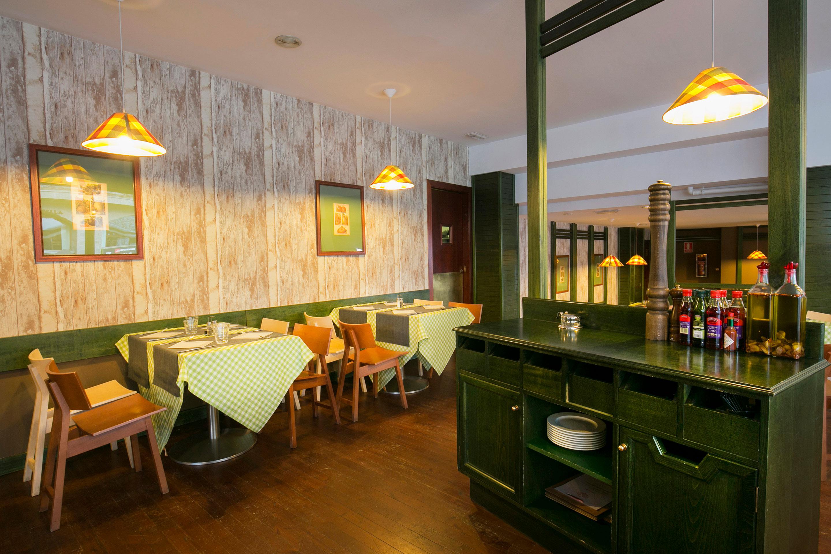 Hotel Piolets Centre