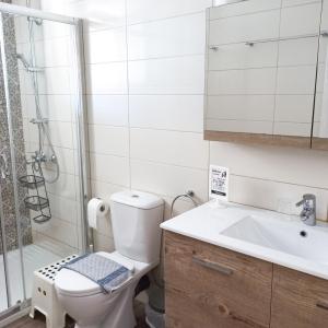 Captain's Seafront Apartments Captain's Seafront Apartments