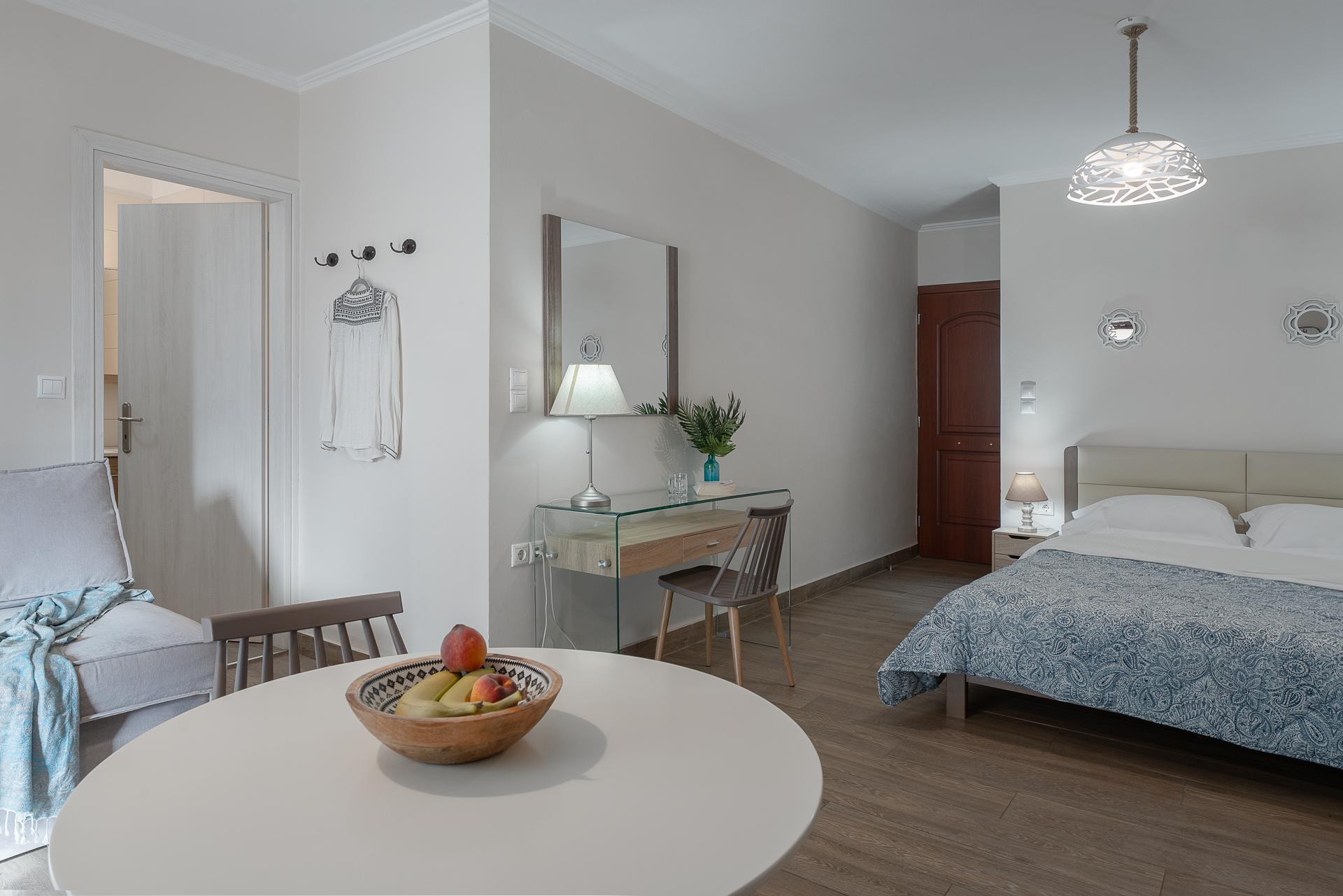 Captain's Seafront Apartments