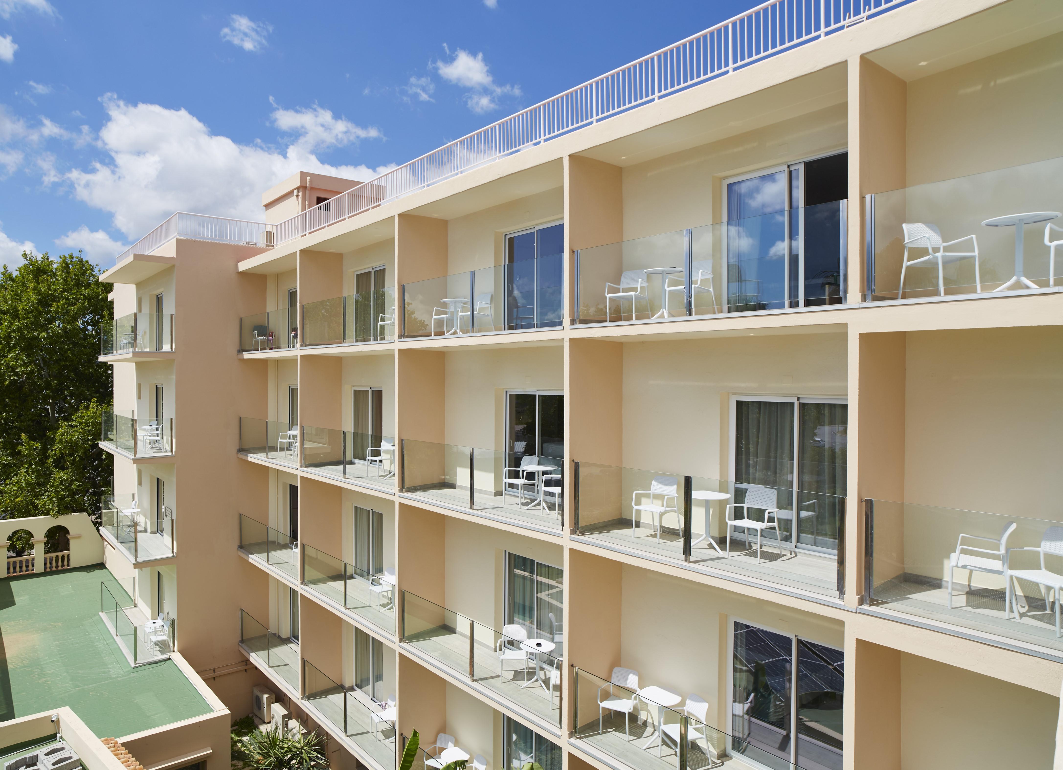 Invisa Hotel Es Pla - adults only