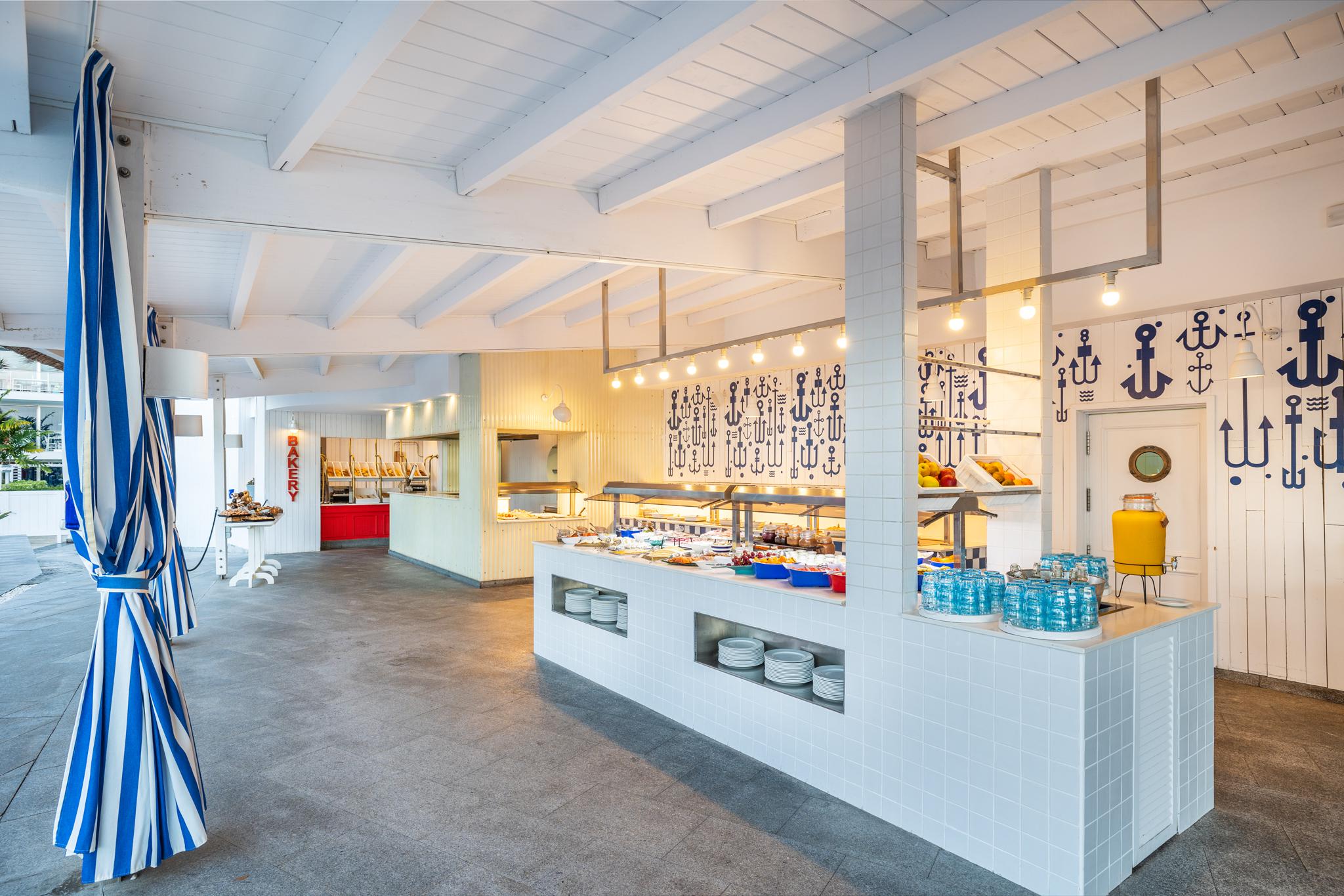 Aparthotel Marina Suites