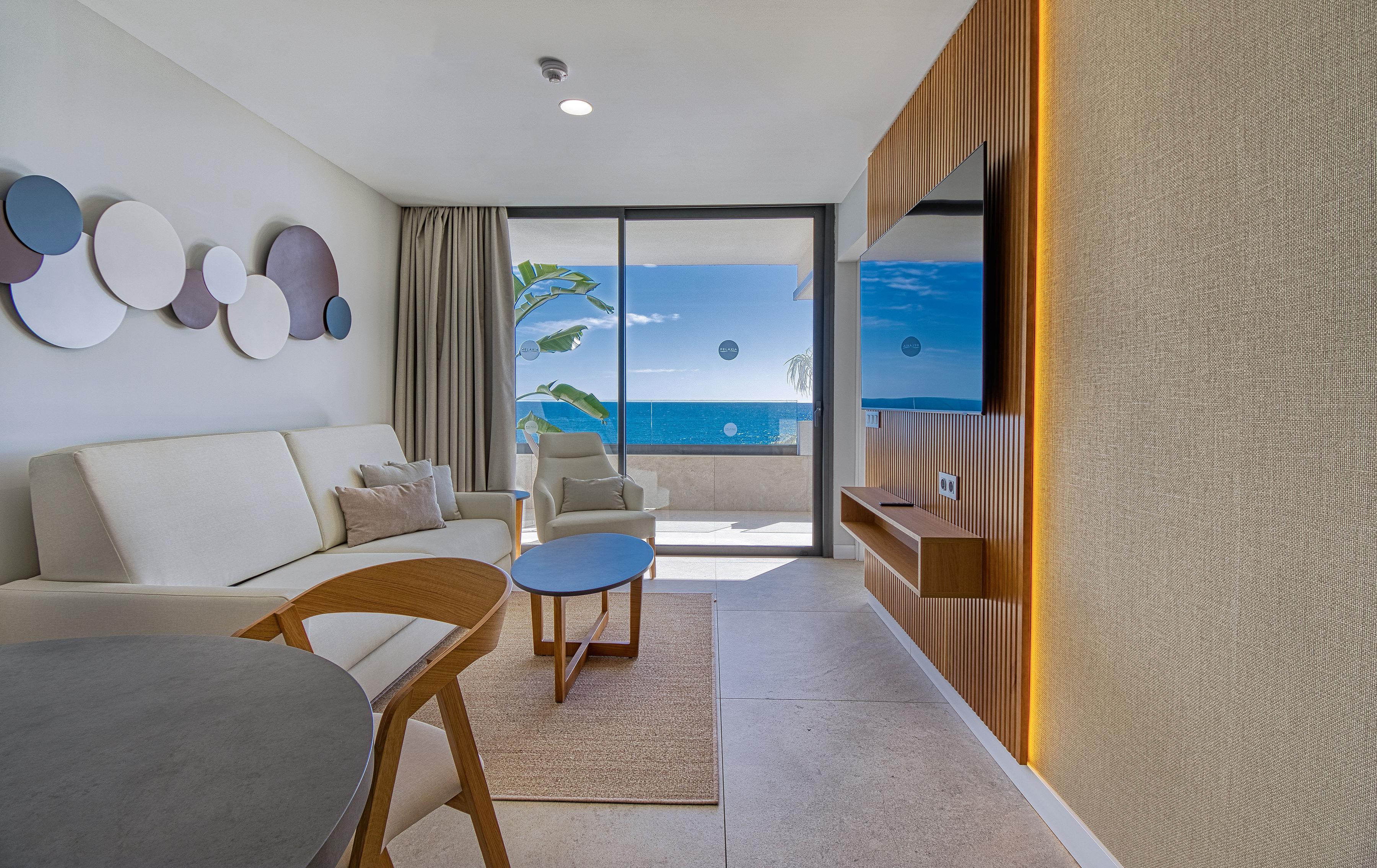 Relaxia Beverly Suites