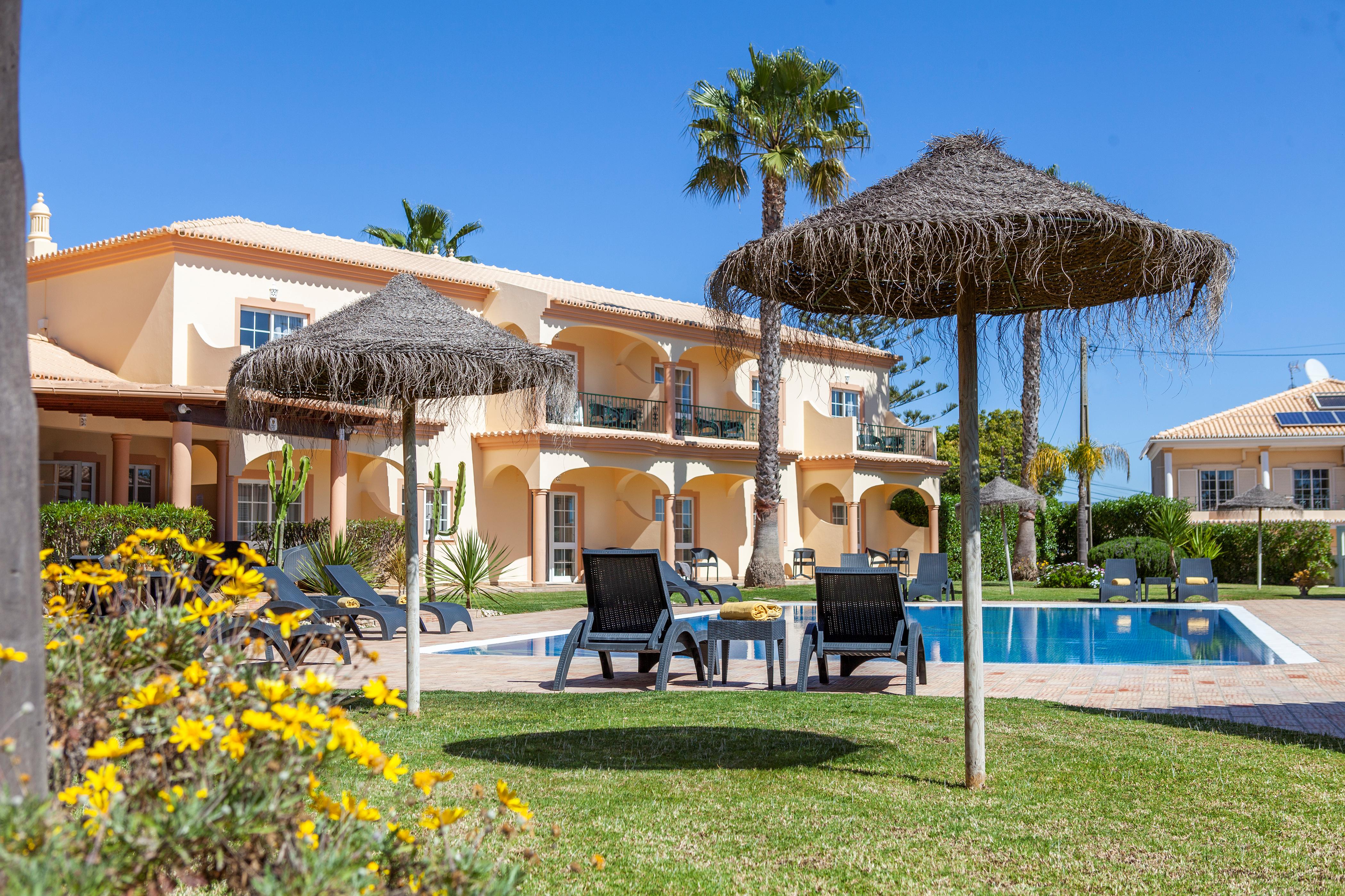 Aparthotel Atalaia Sol - inclusief huurauto