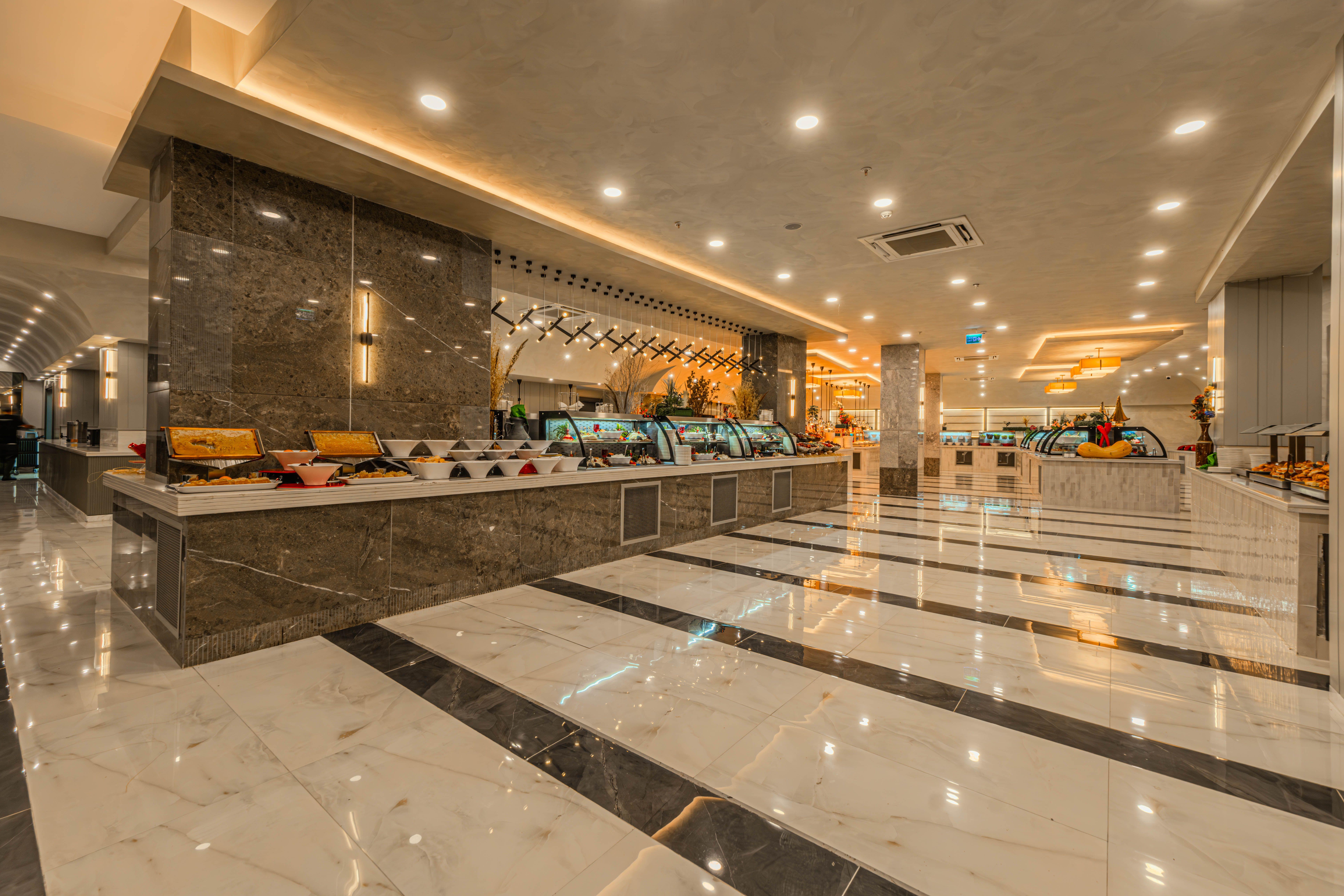 Hotel Dream Fun World