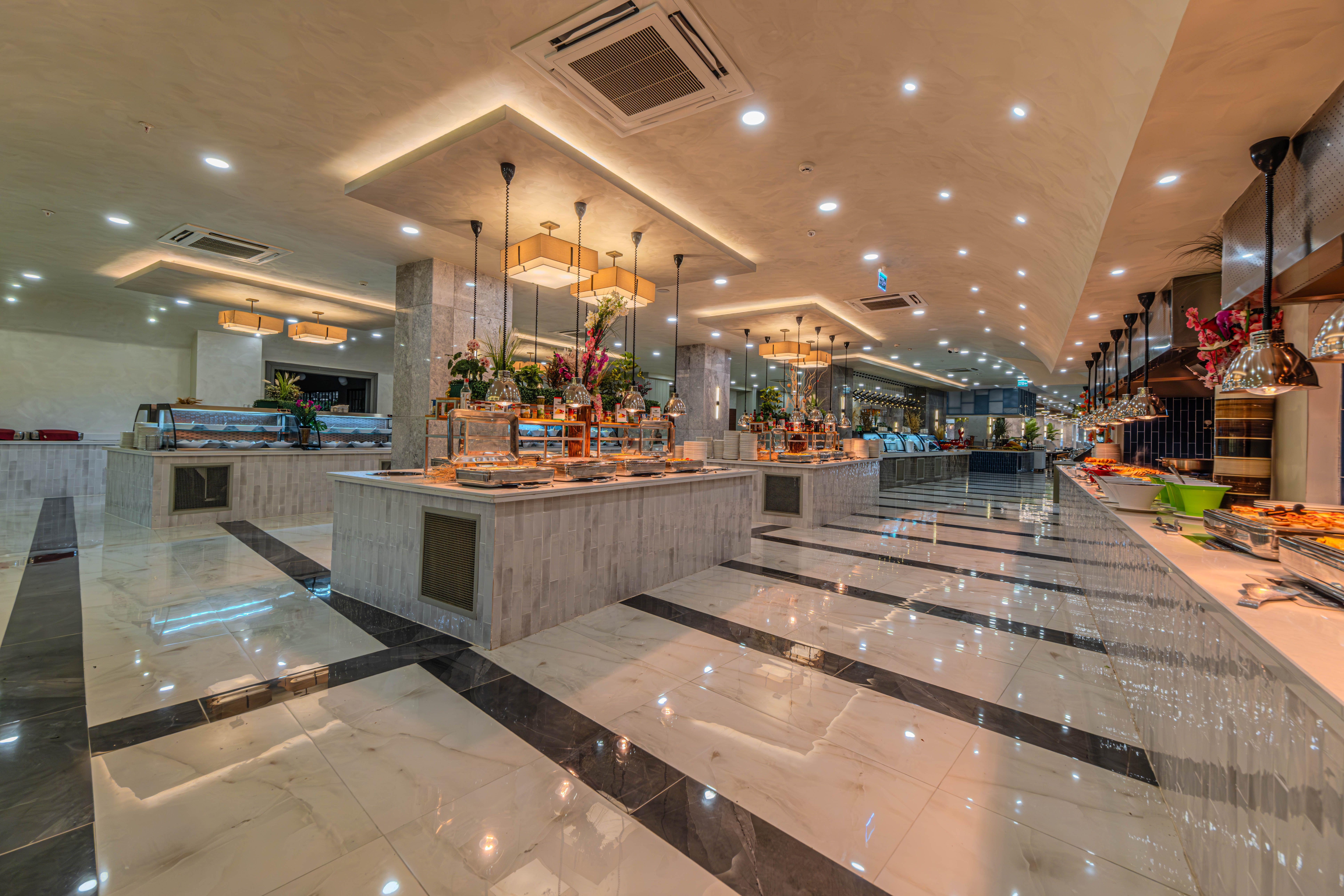 Hotel Dream Fun World