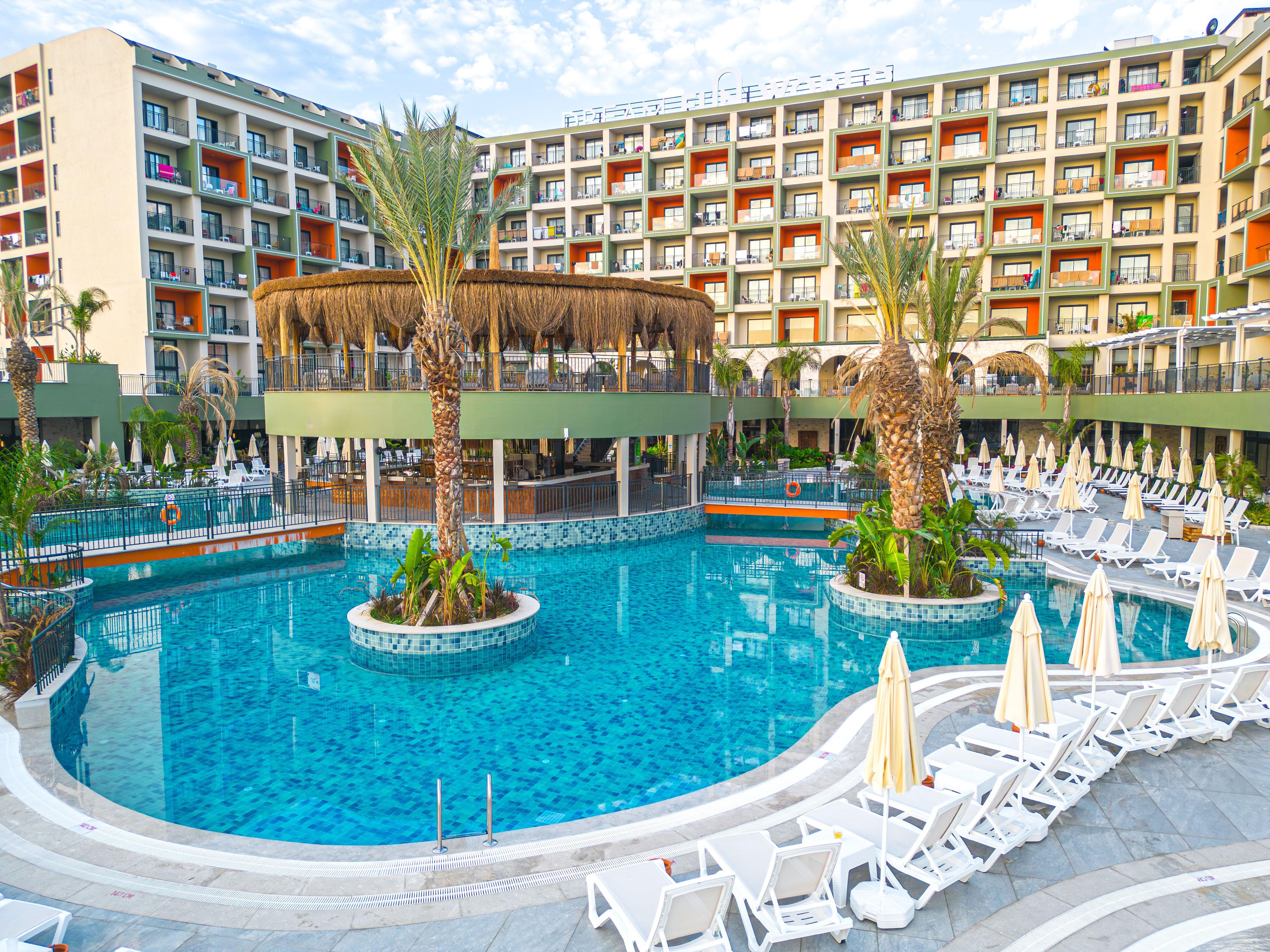 Hotel Dream Fun World