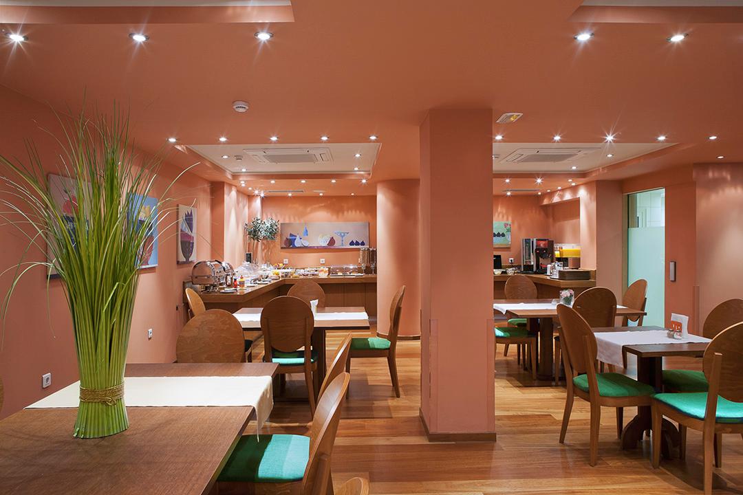 Hotel Athens Center Square