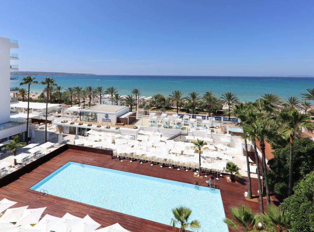 Iberostar Waves Bahia de Palma - adults only