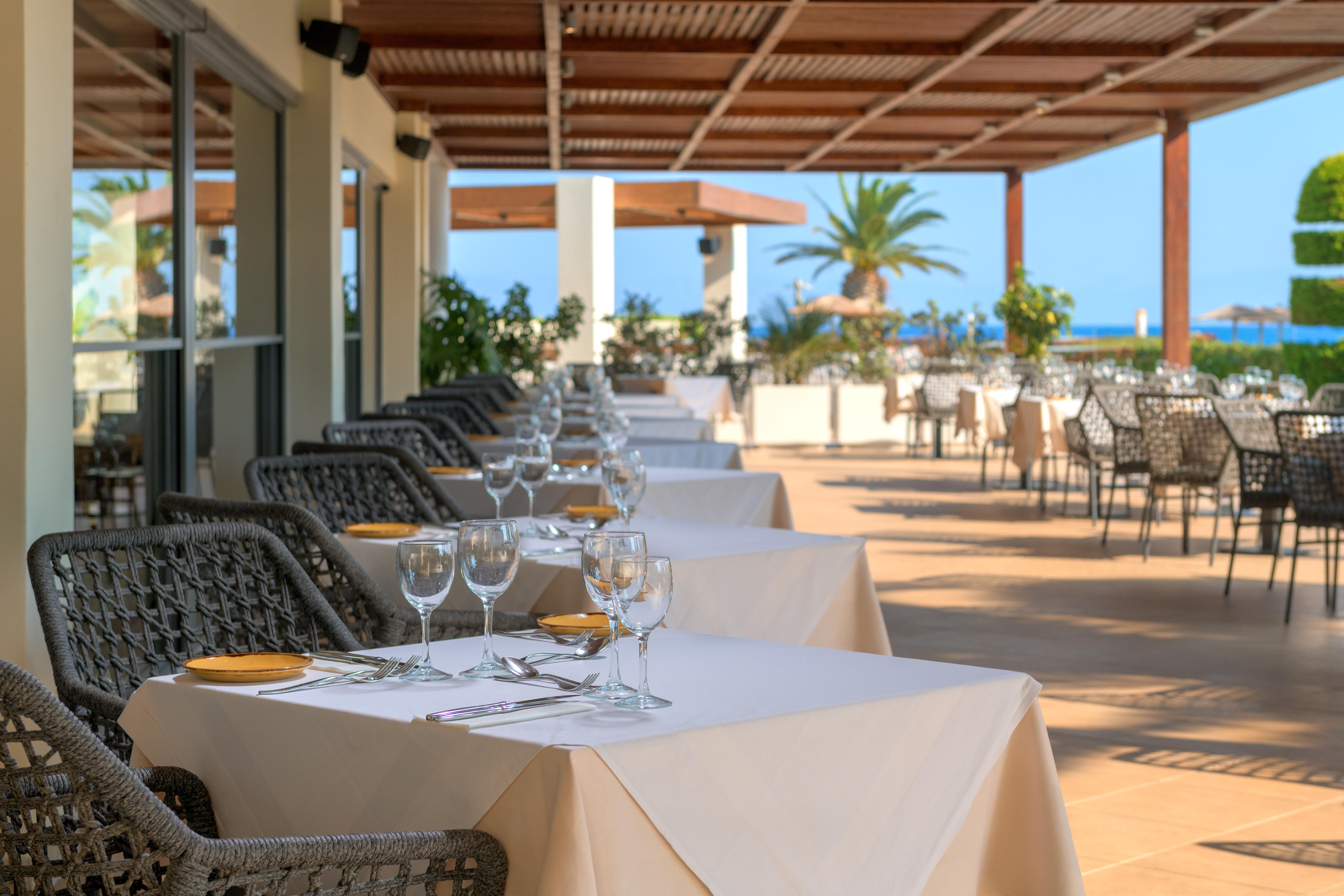 Hotel Ixian Grand & All Suites - adults only