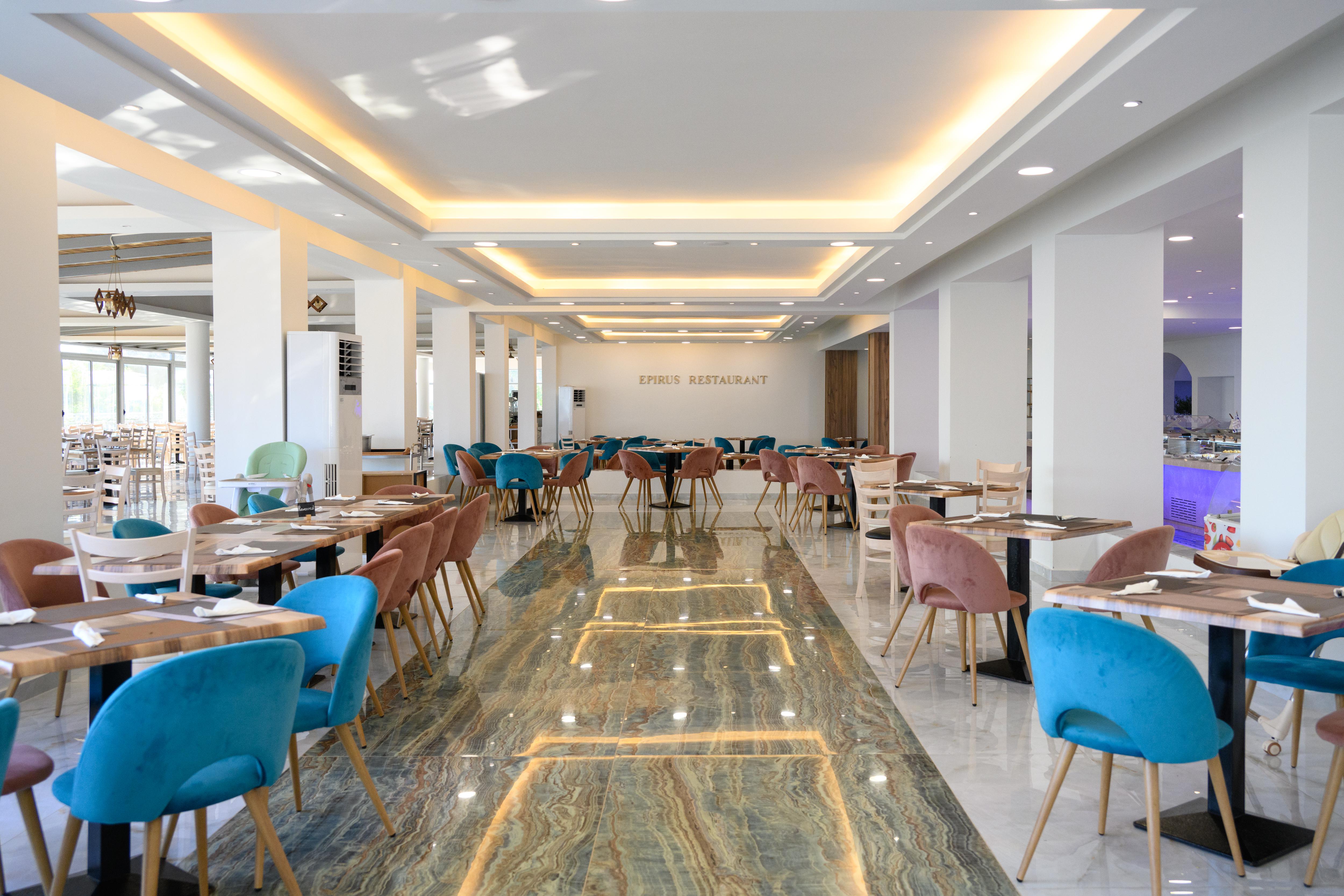 Hotel Ninos Grand Beach Resort