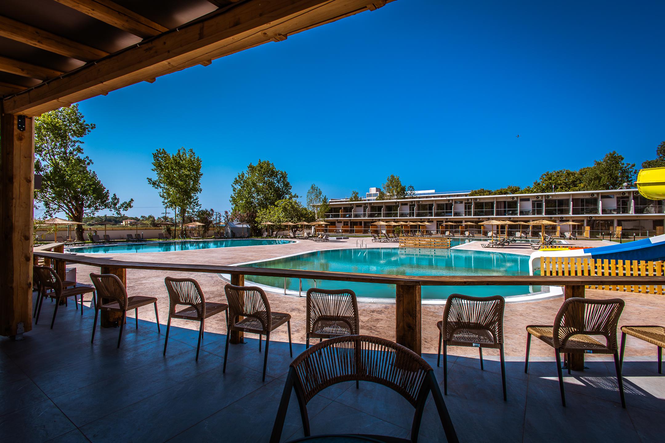 Hotel Blue Water Resort