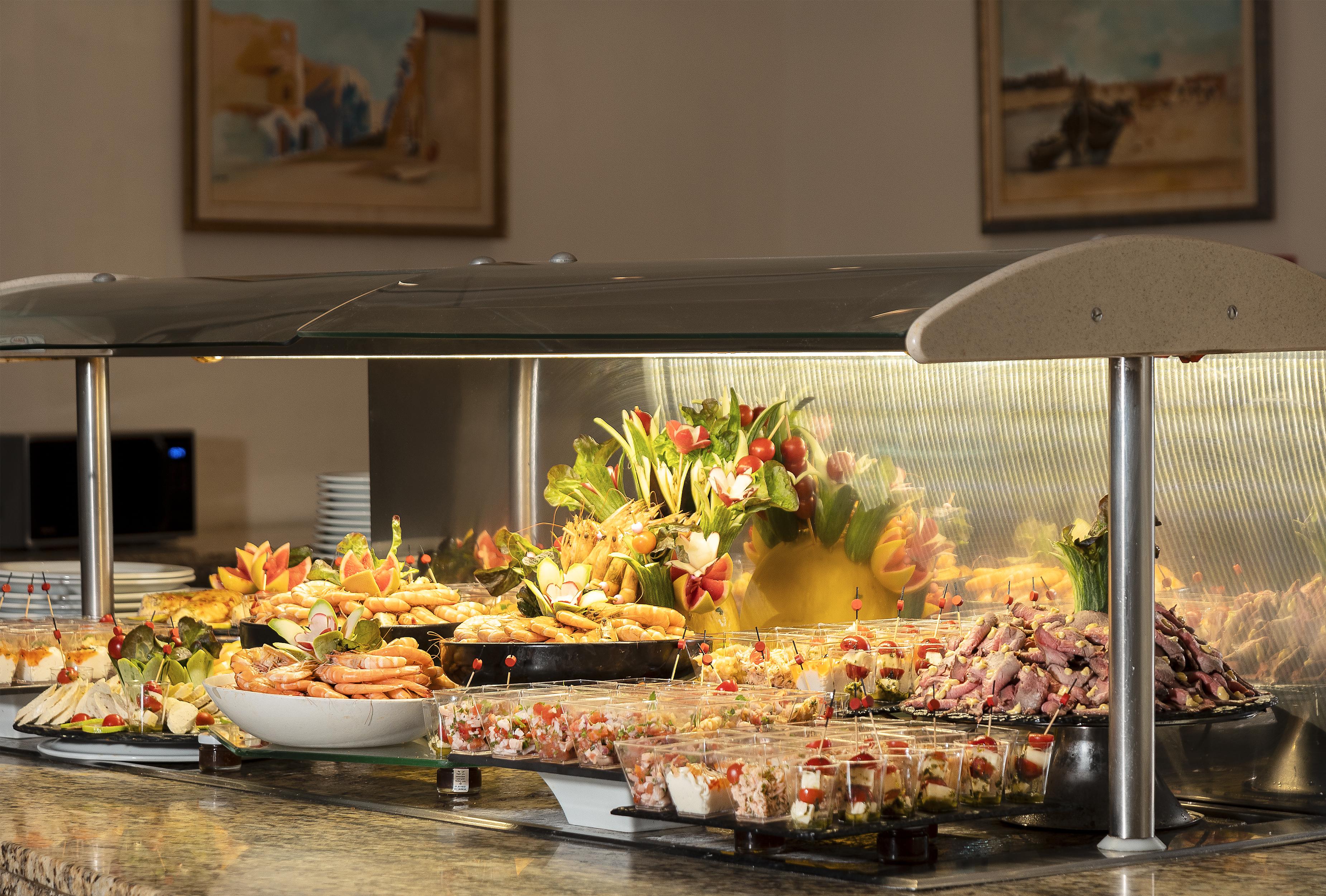 Hotel Mövenpick Resort & Marine Spa