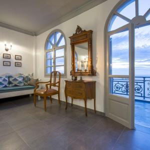 Caldera's Dolphin Suites Caldera's Dolphin Suites