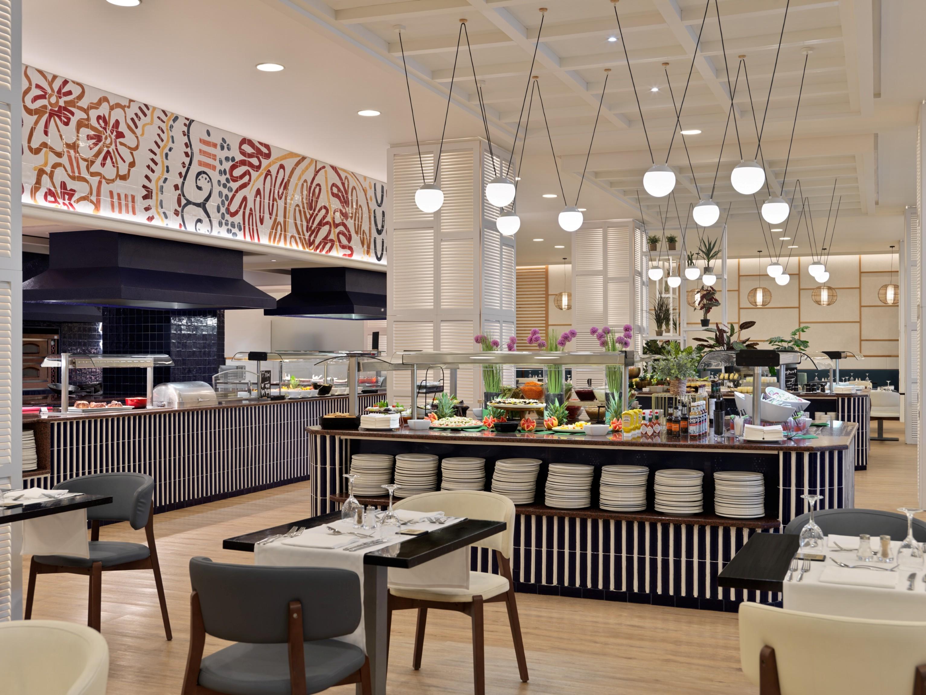 Hotel H10 Estepona Palace - logies & ontbijt