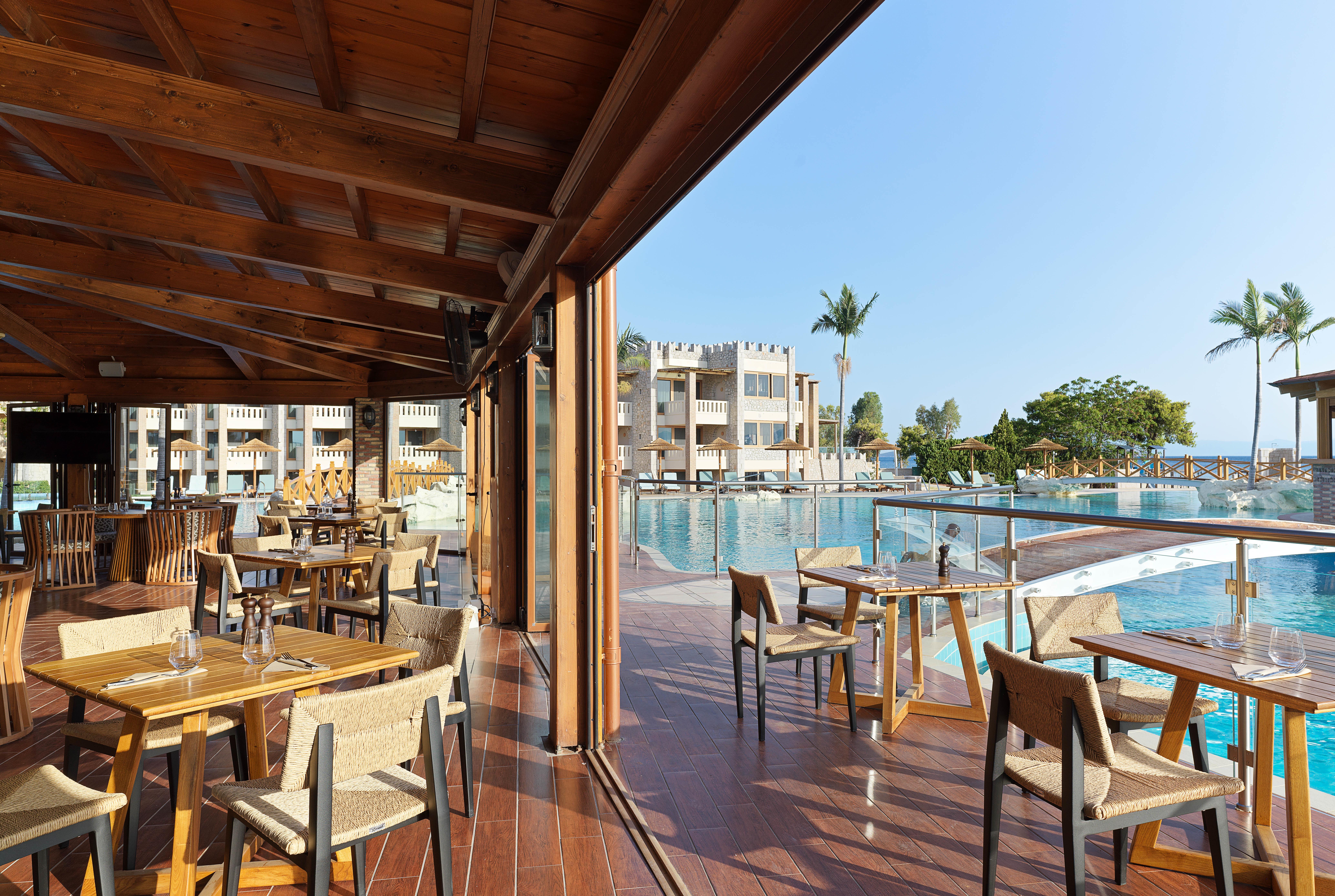Hotel Seafos Luxury Resort & Spa