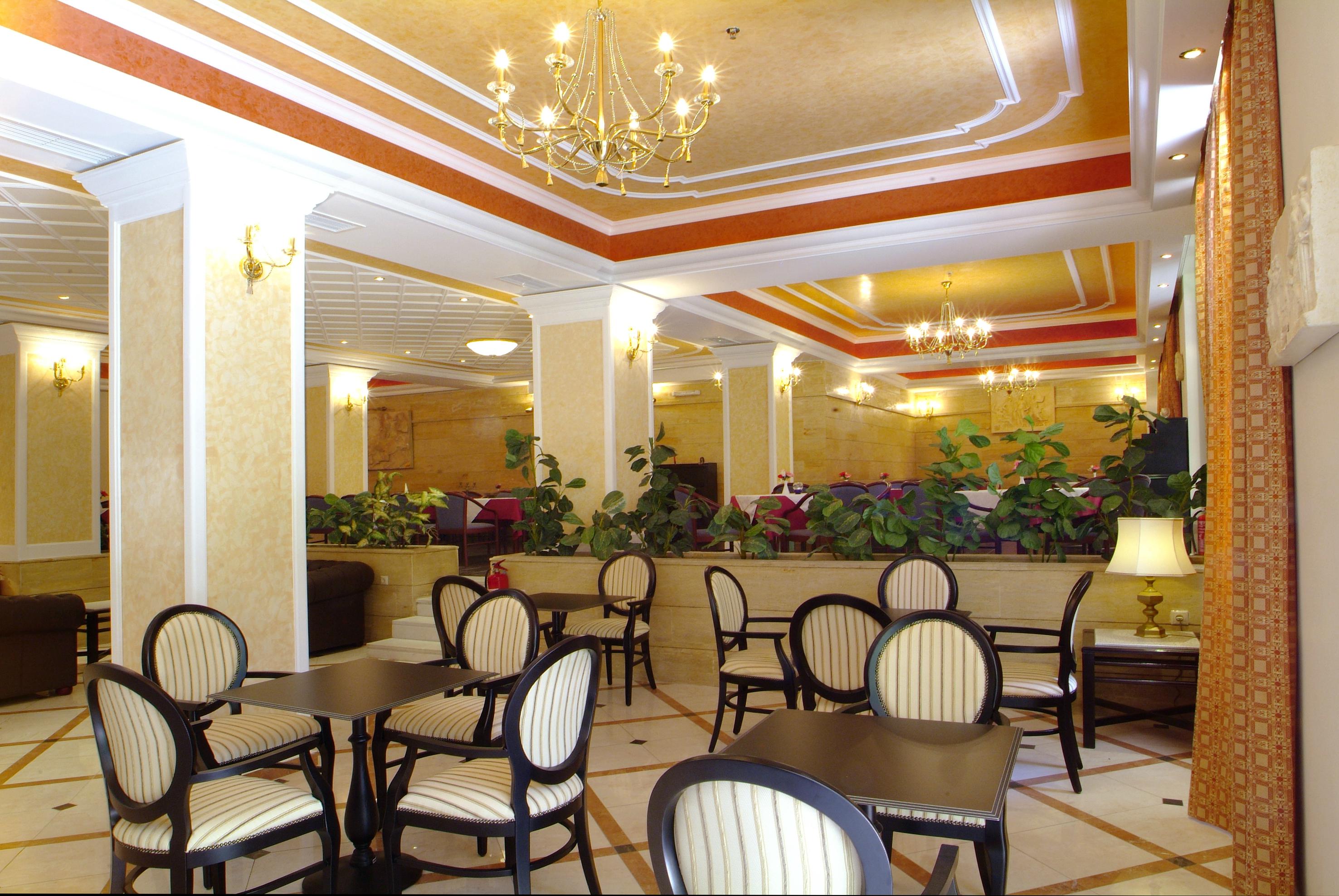 Hotel Achillion Palace