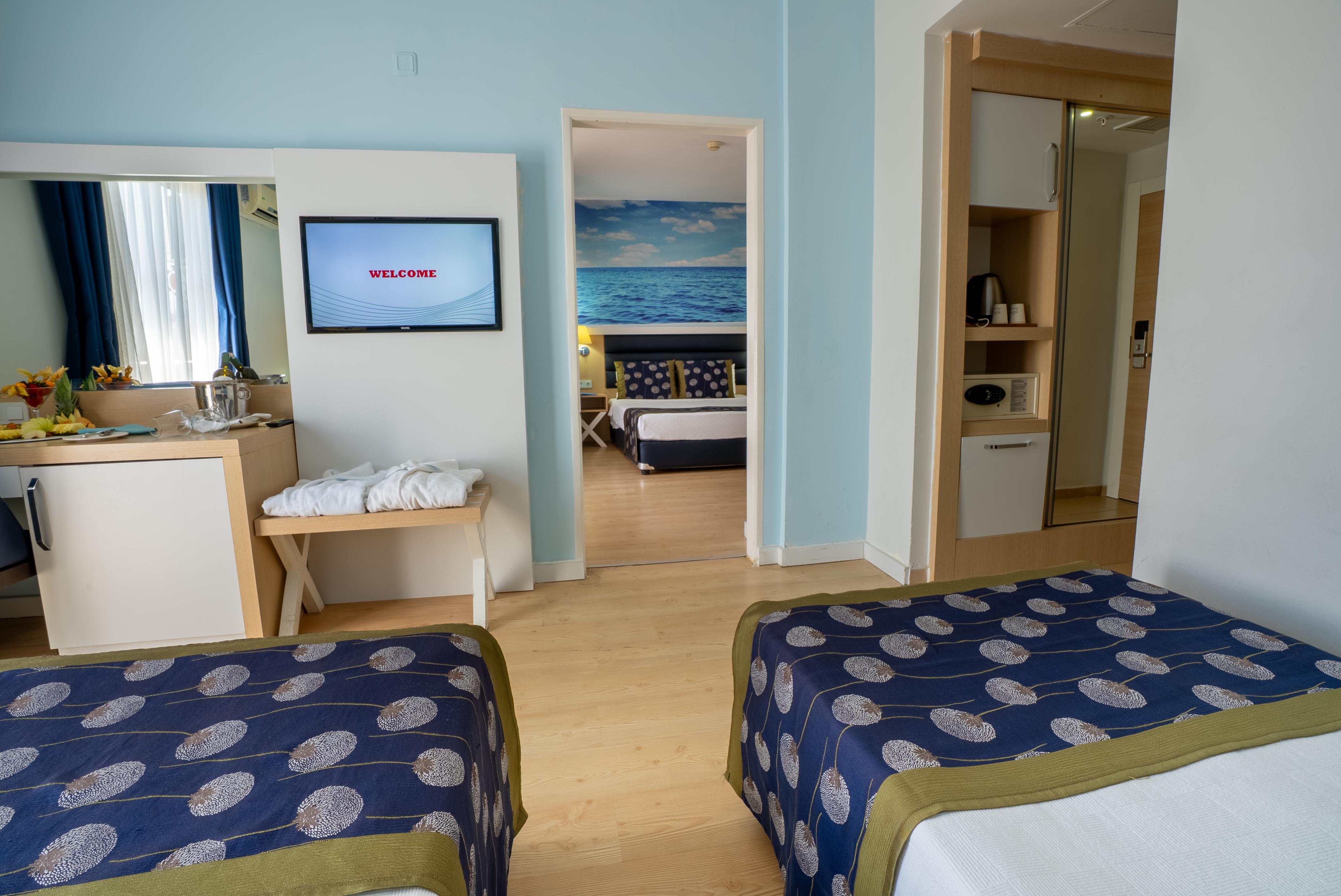 Hotel Club Aqua Plaza