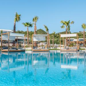 Anna Island - adults only Anna Island - adults only