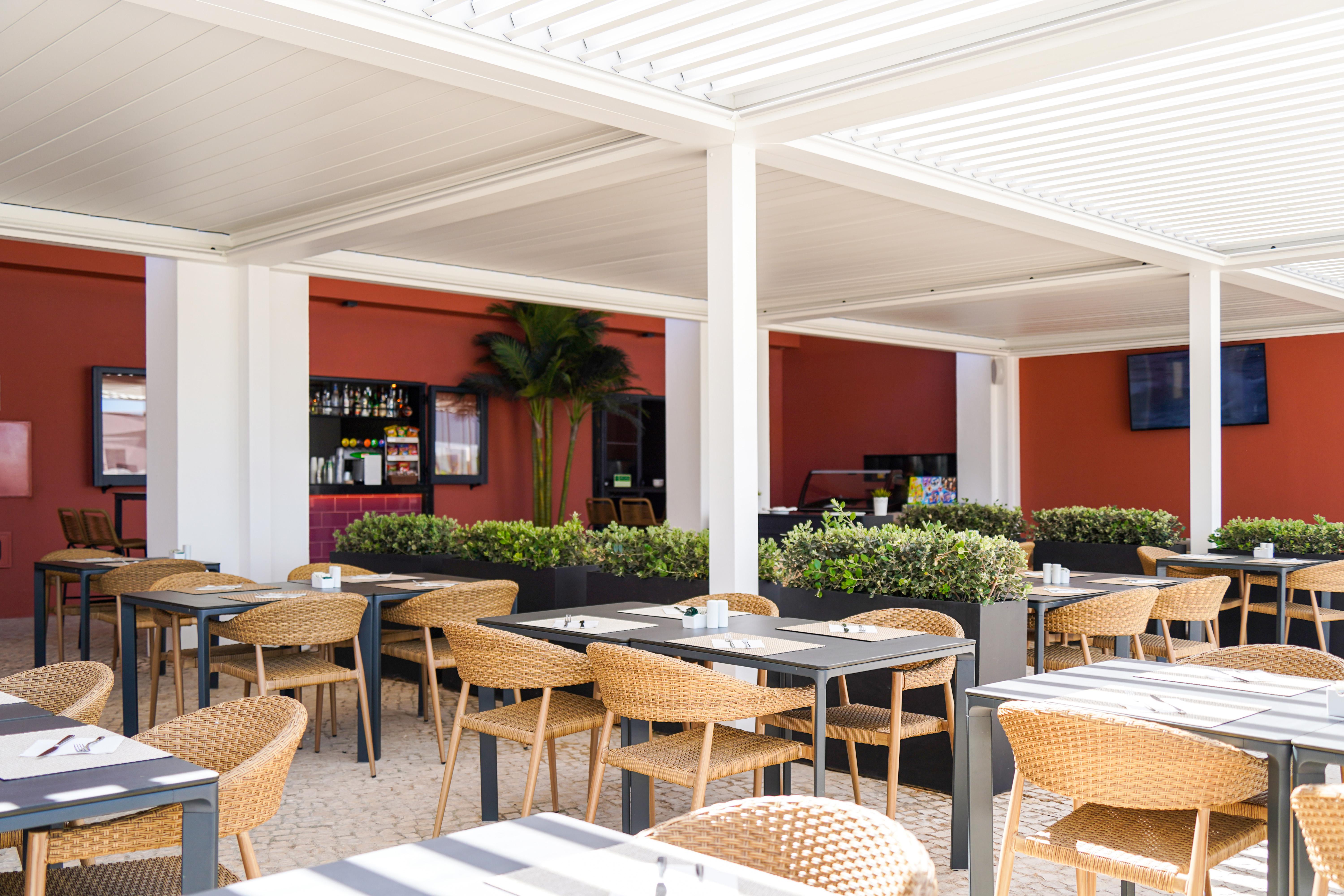 Aparthotel Vitor's Village