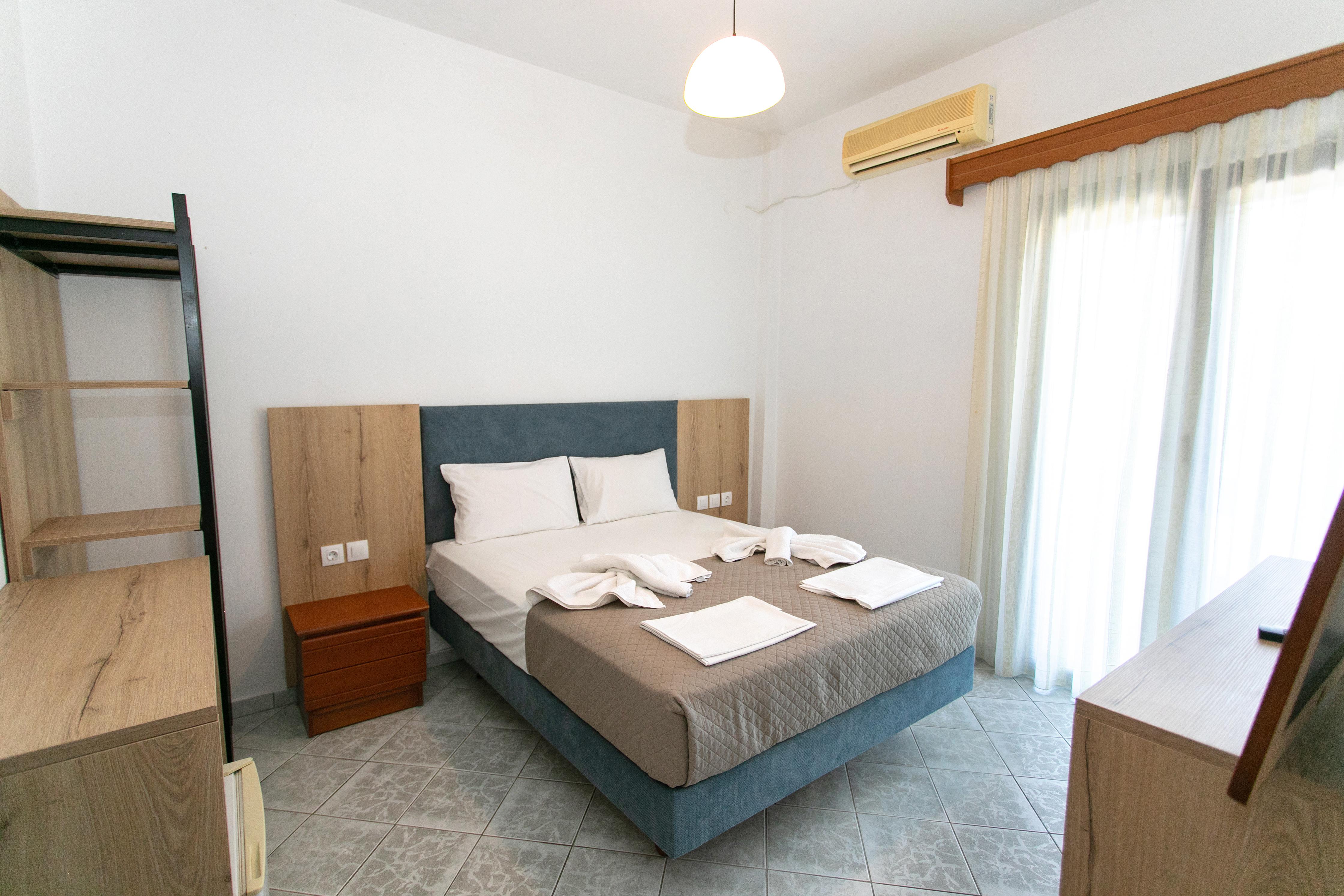 Aparthotel Athanasios by Philoxenia