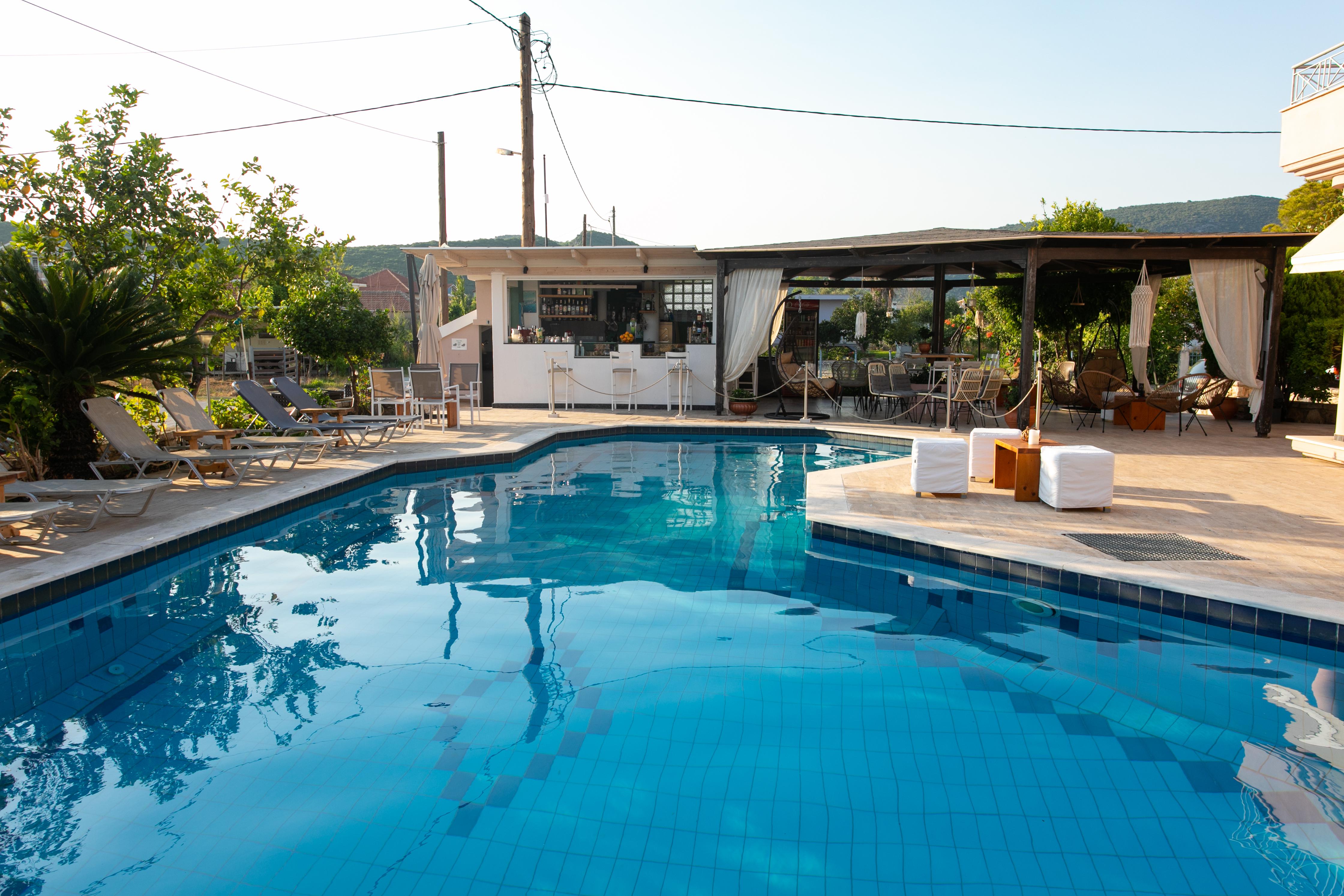 Aparthotel Athanasios by Philoxenia