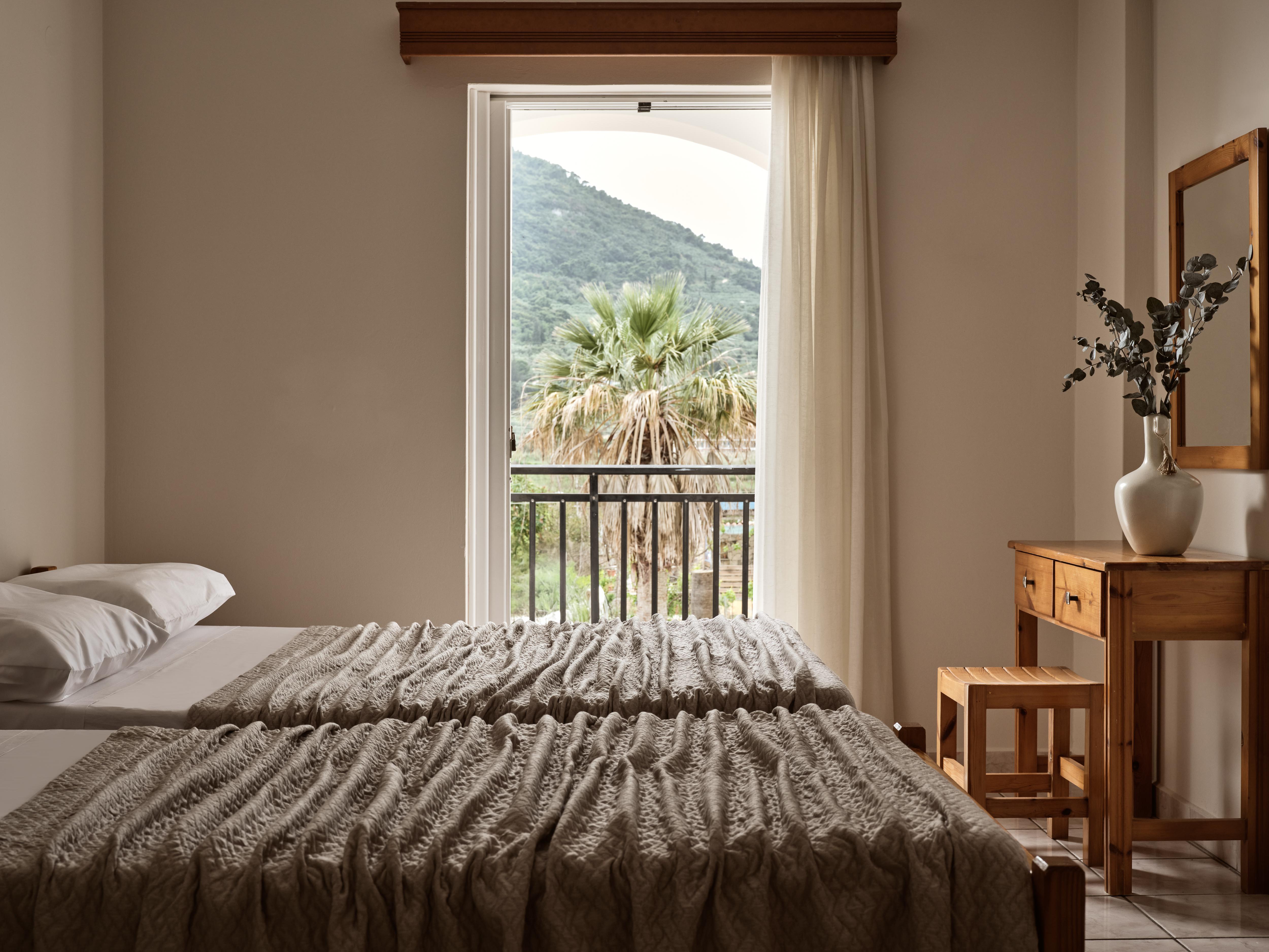 Avra Suites & Apartments