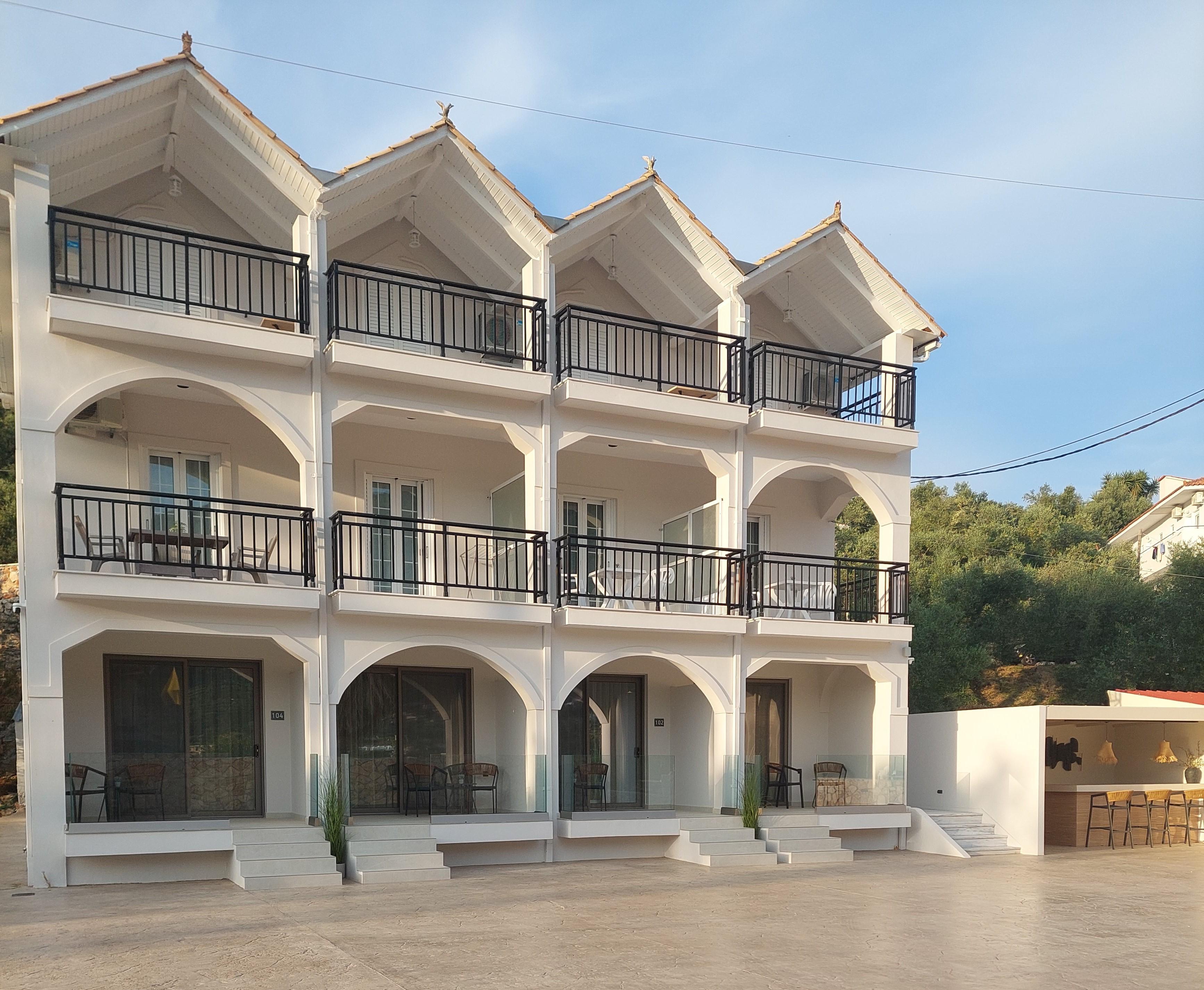 Avra Suites & Apartments