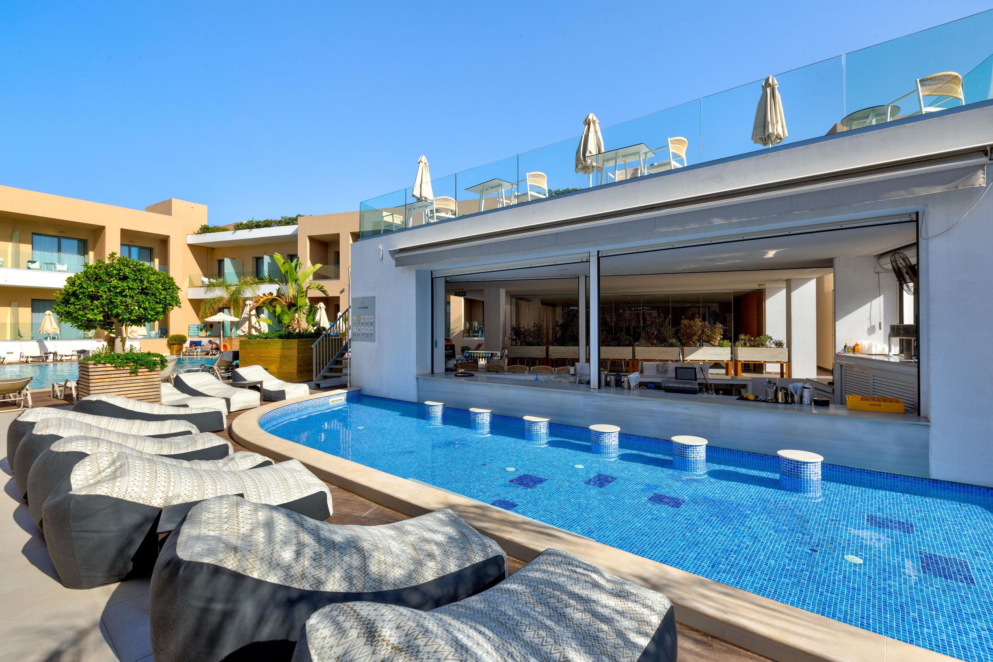 White Olive Elite Laganas