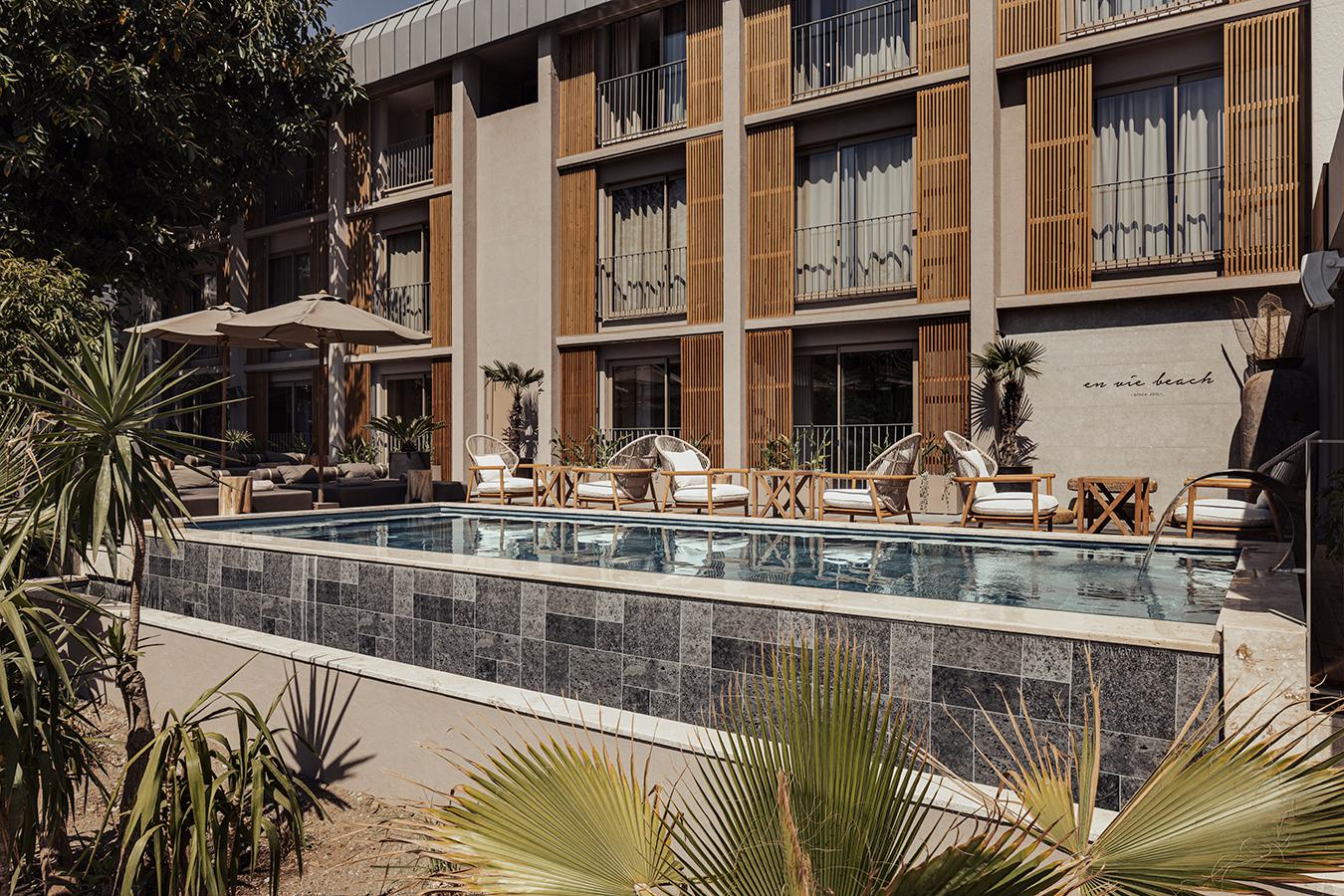 Hotel En Vie Beach Boutique