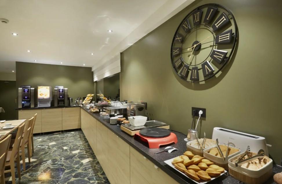 Hotel Eliova l'Eau Vive