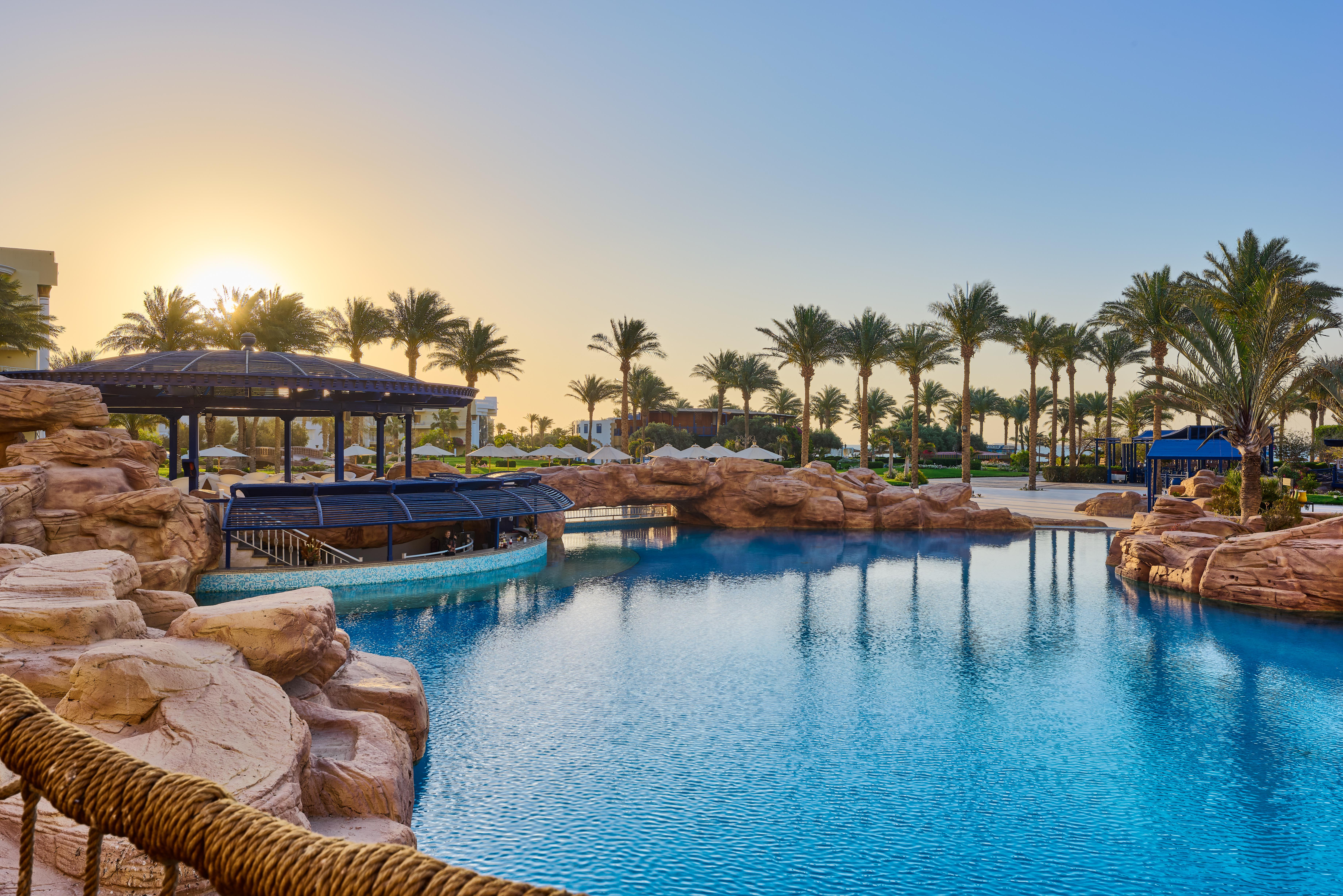 Hotel Palm Royale Soma Bay Resort