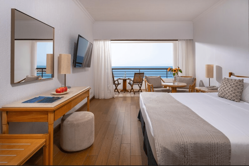 Coral Beach Hotel & Resort