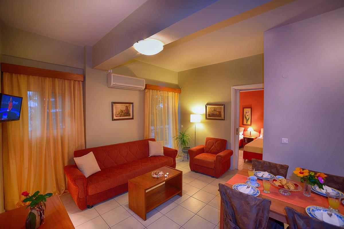 Aparthotel Theoxenia