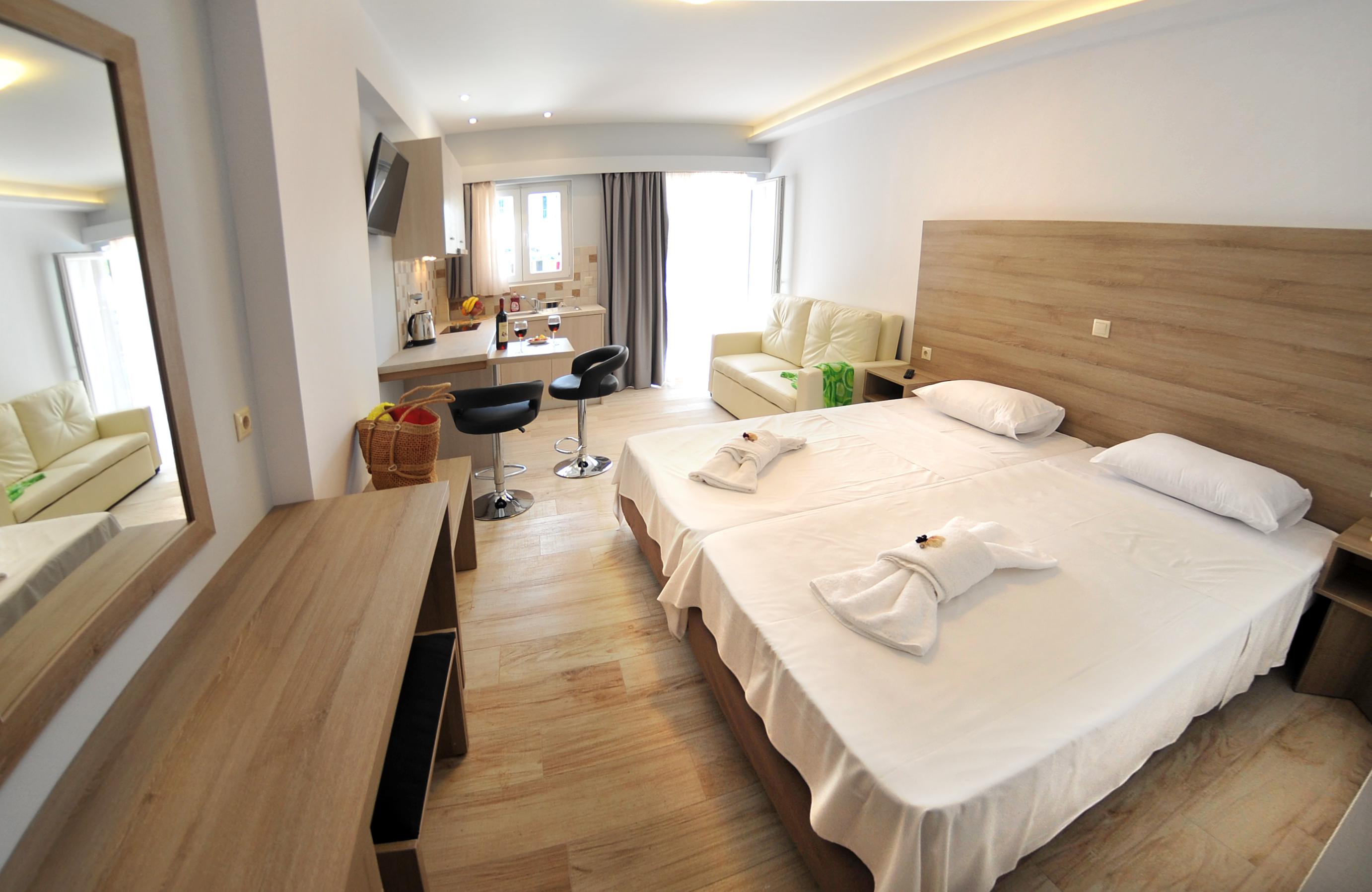 Studio's Aggelos Deluxe