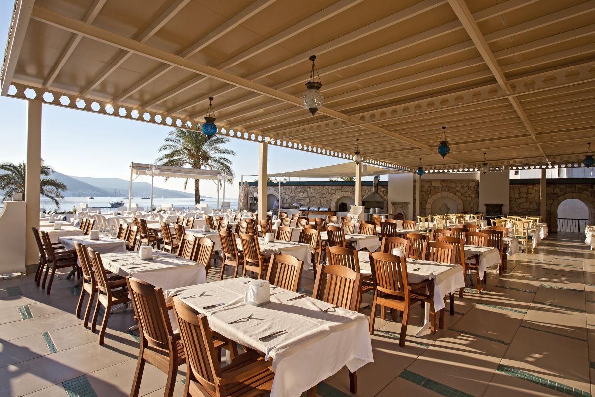 Hotel Salmakis Beach Resort & Spa