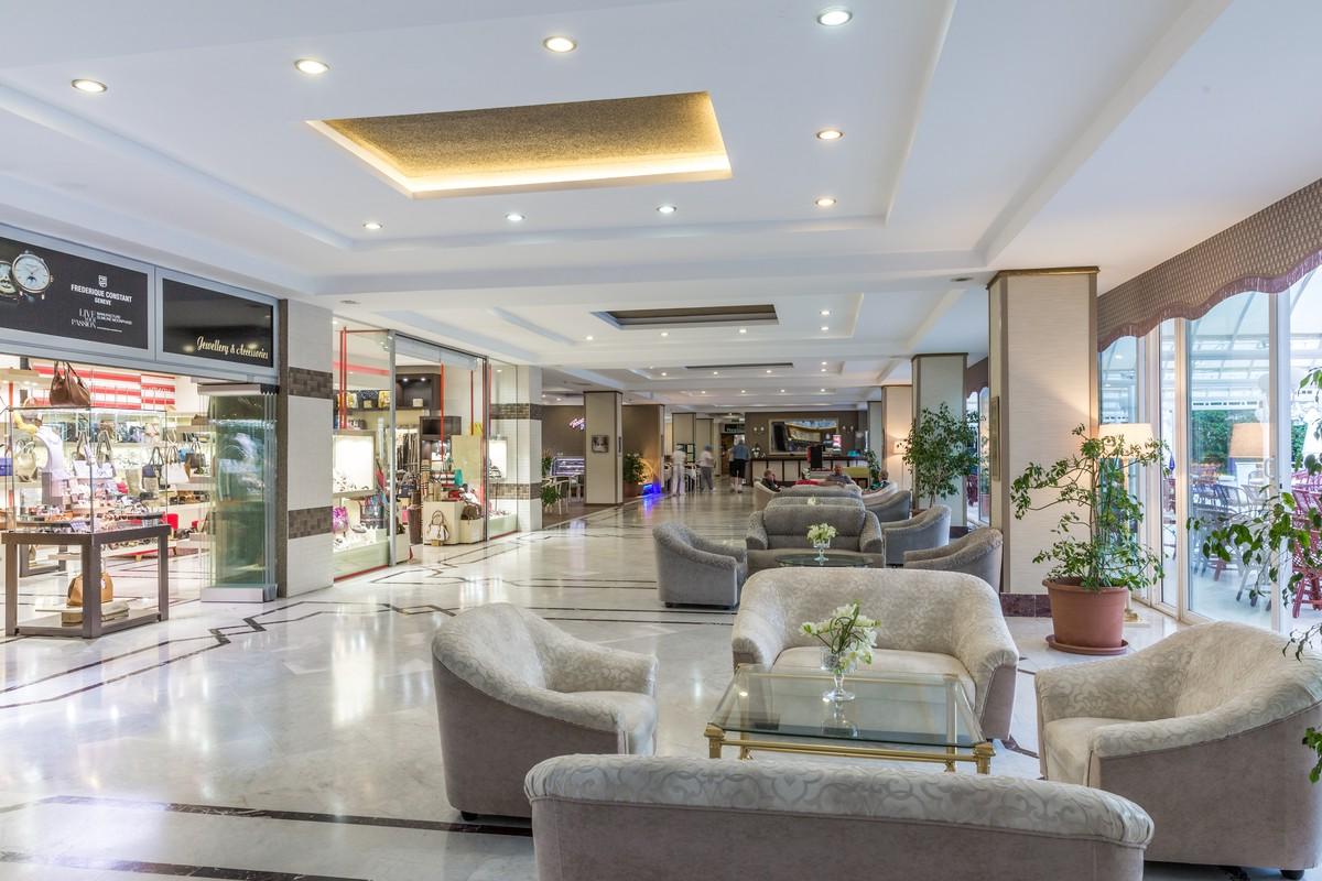 Hotel L'Etoile Beach