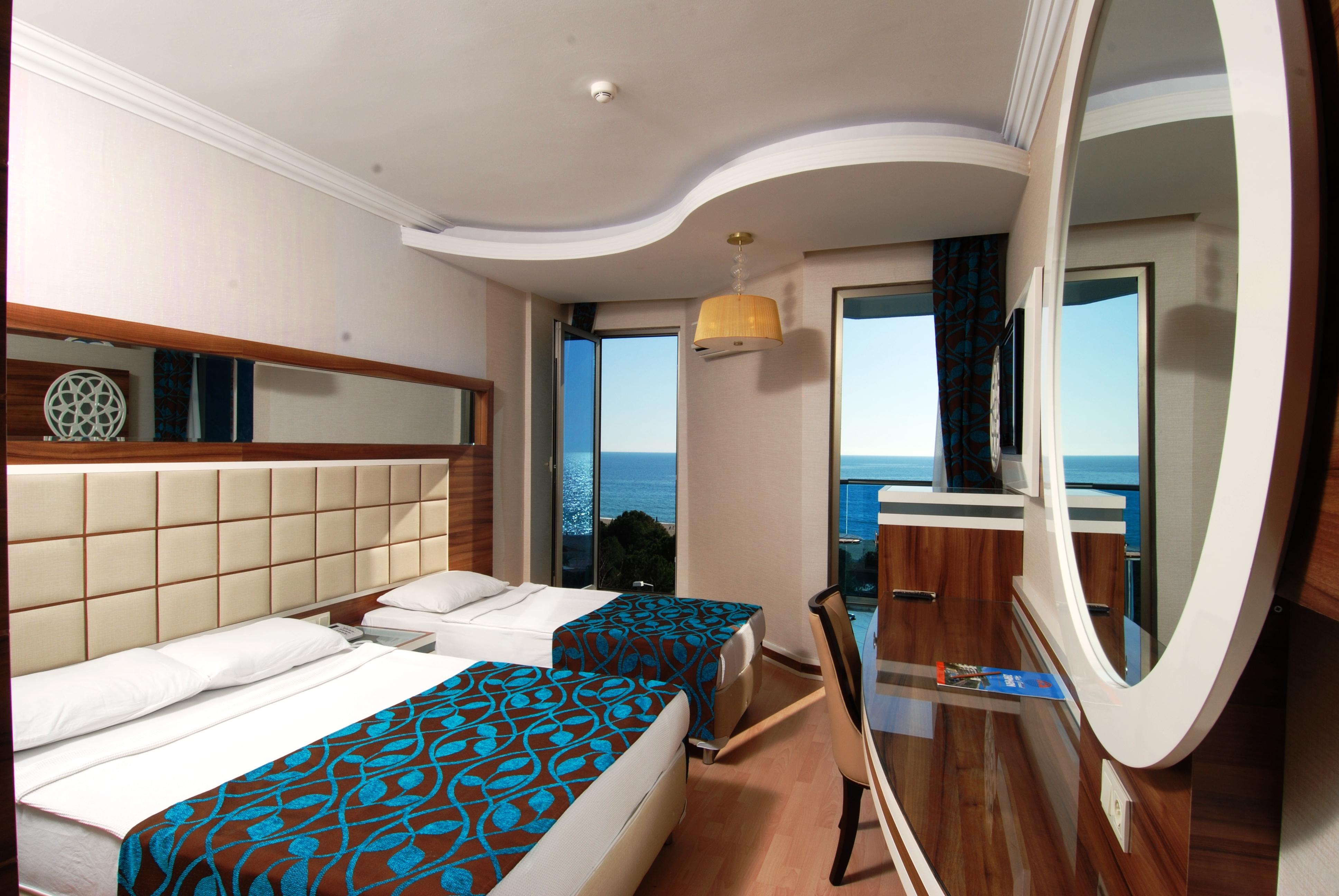 Hotel Grand Zaman Beach