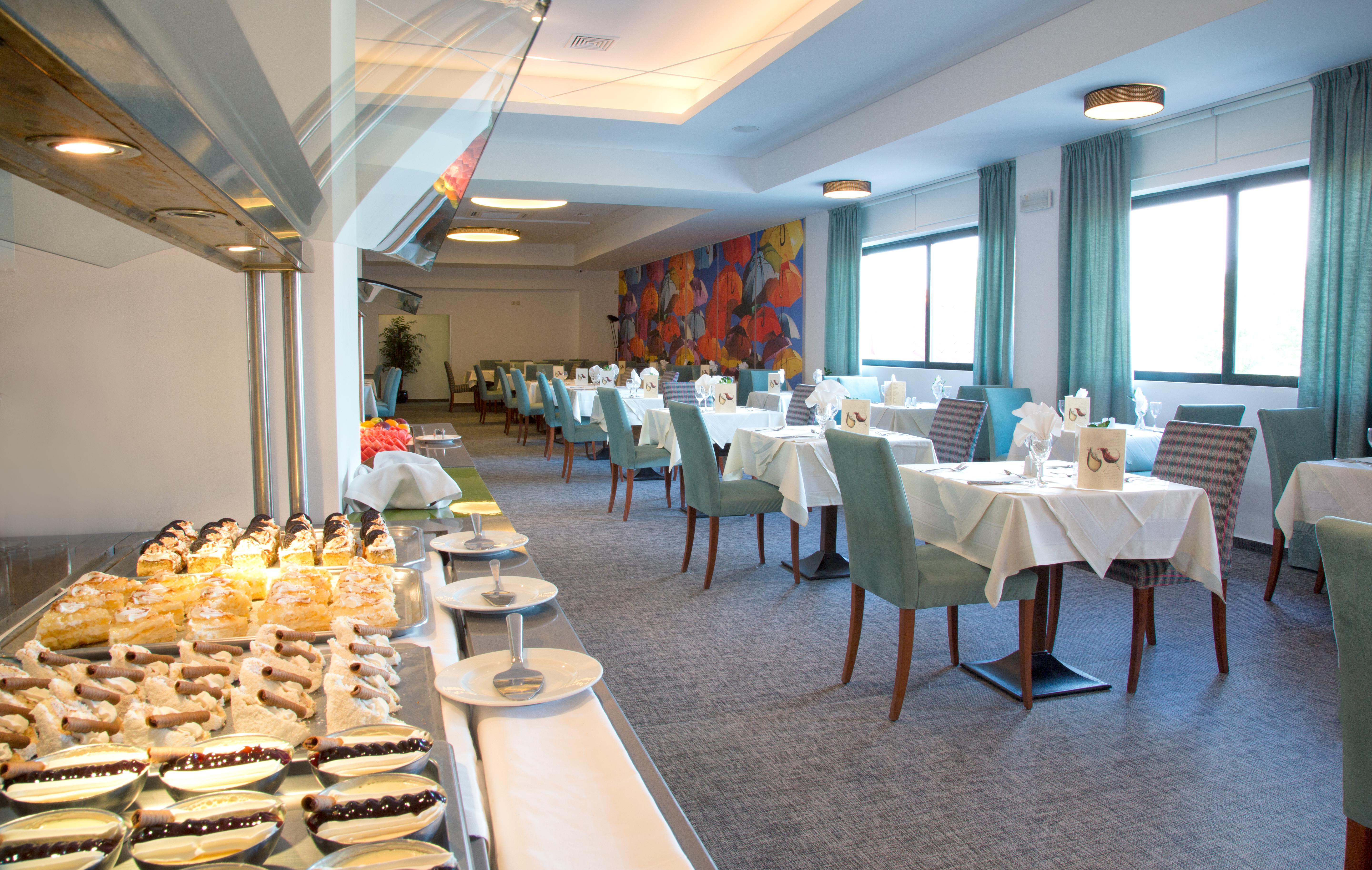 Hotel Mediterranean Beach Resort & Spa