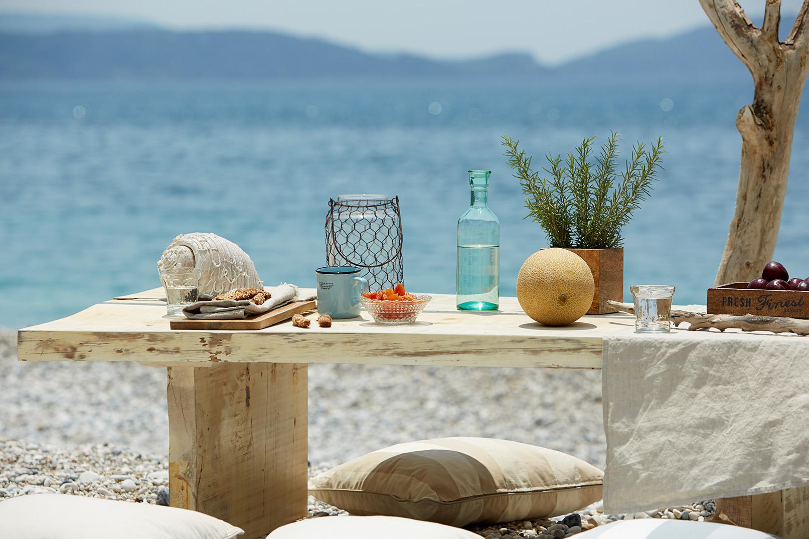 Lichnos Beach Hotel & Suites