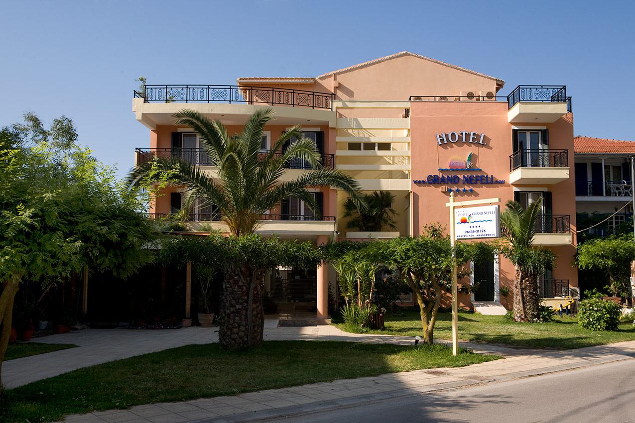 Aparthotel Grand Nefeli