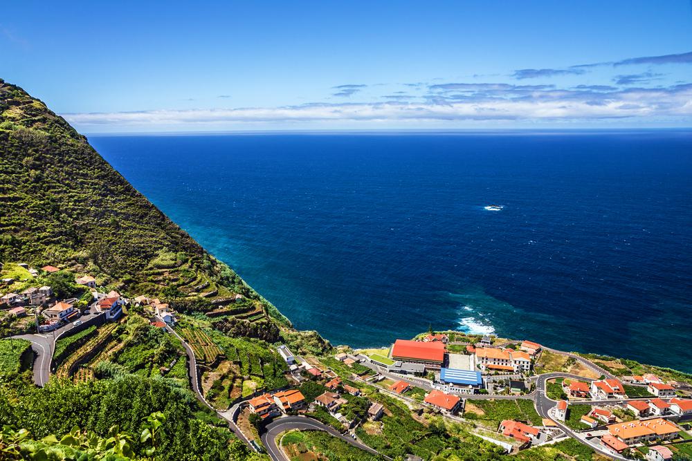 Fly & Drive Madeira - Sea & Forest Views - inclusief huurauto