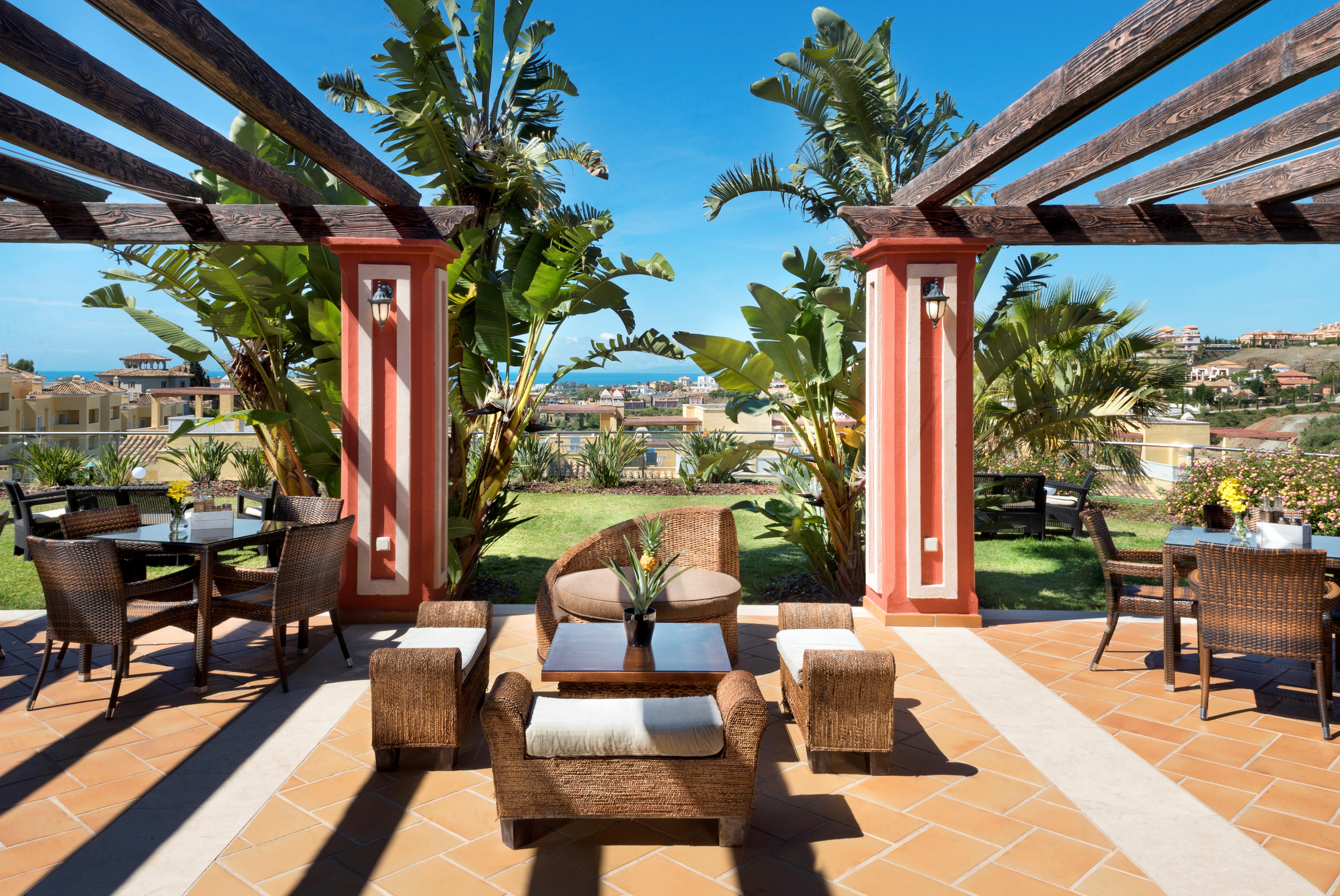 AT Colina del Paraiso - inclusief huurauto