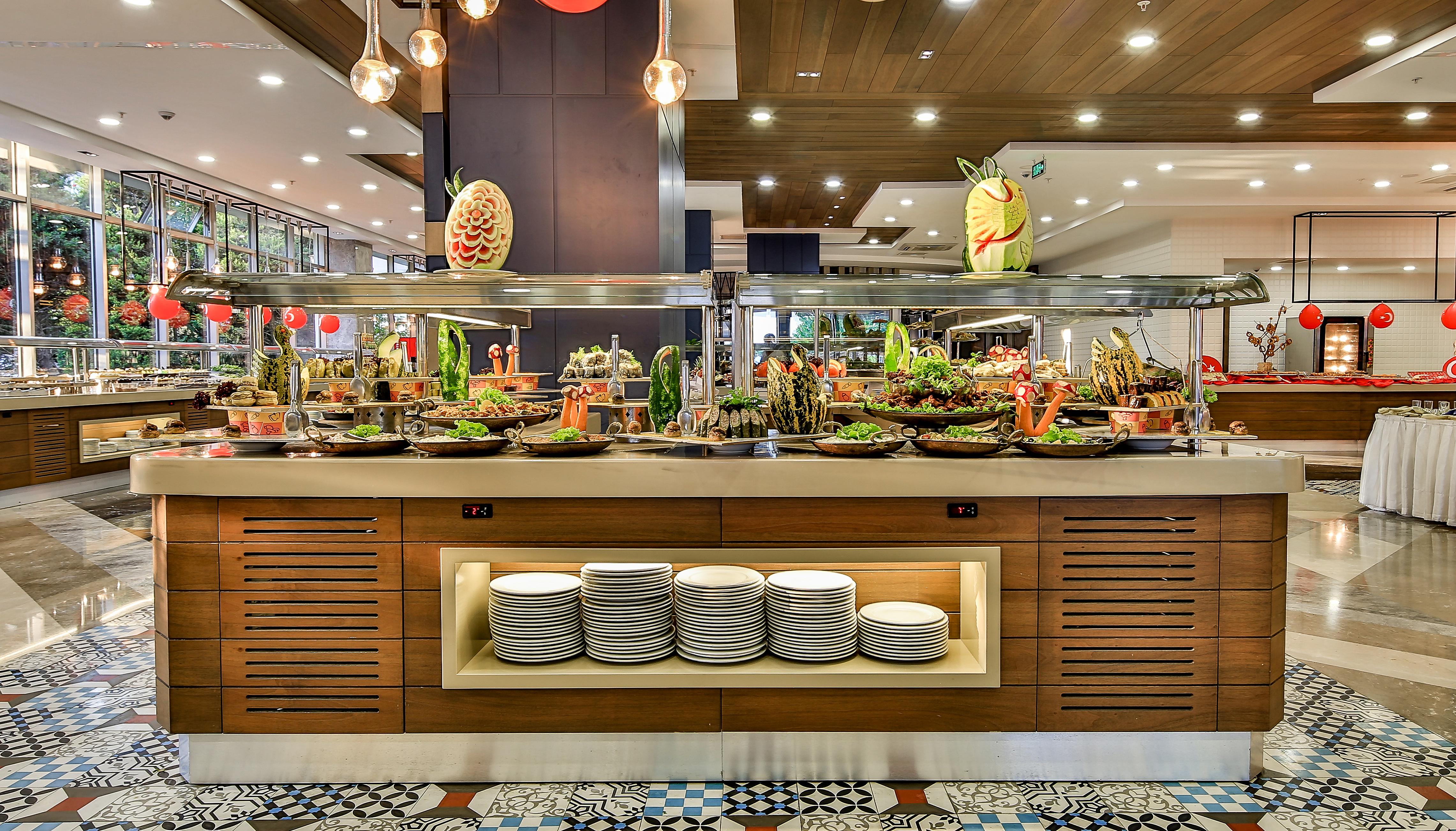 Hotel Saturn Palace Resort