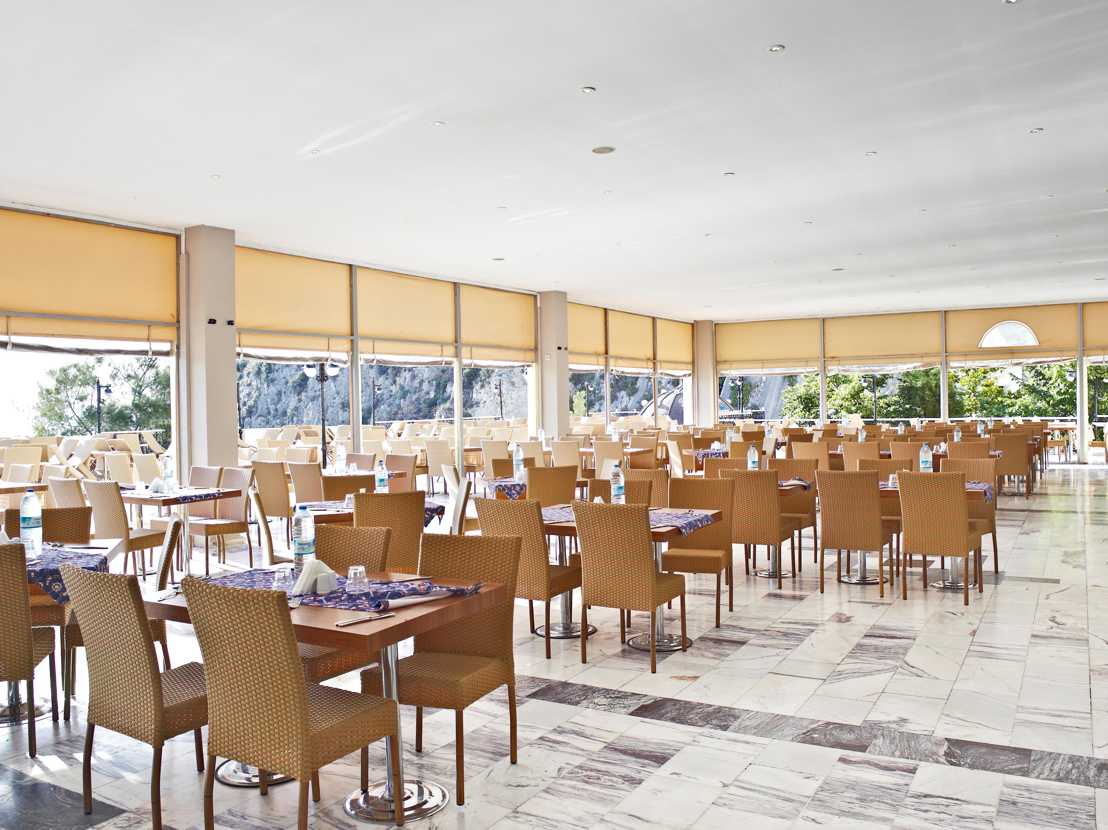 Hotel Ladonia Adakule