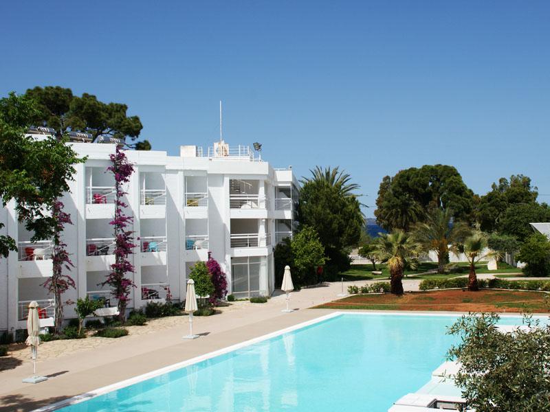 Hotel Marathon Beach Resort