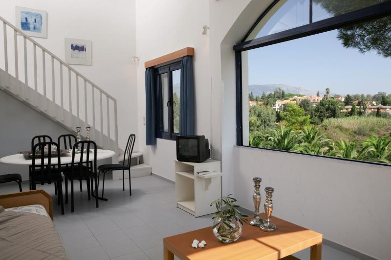 Appartementen Govino Bay